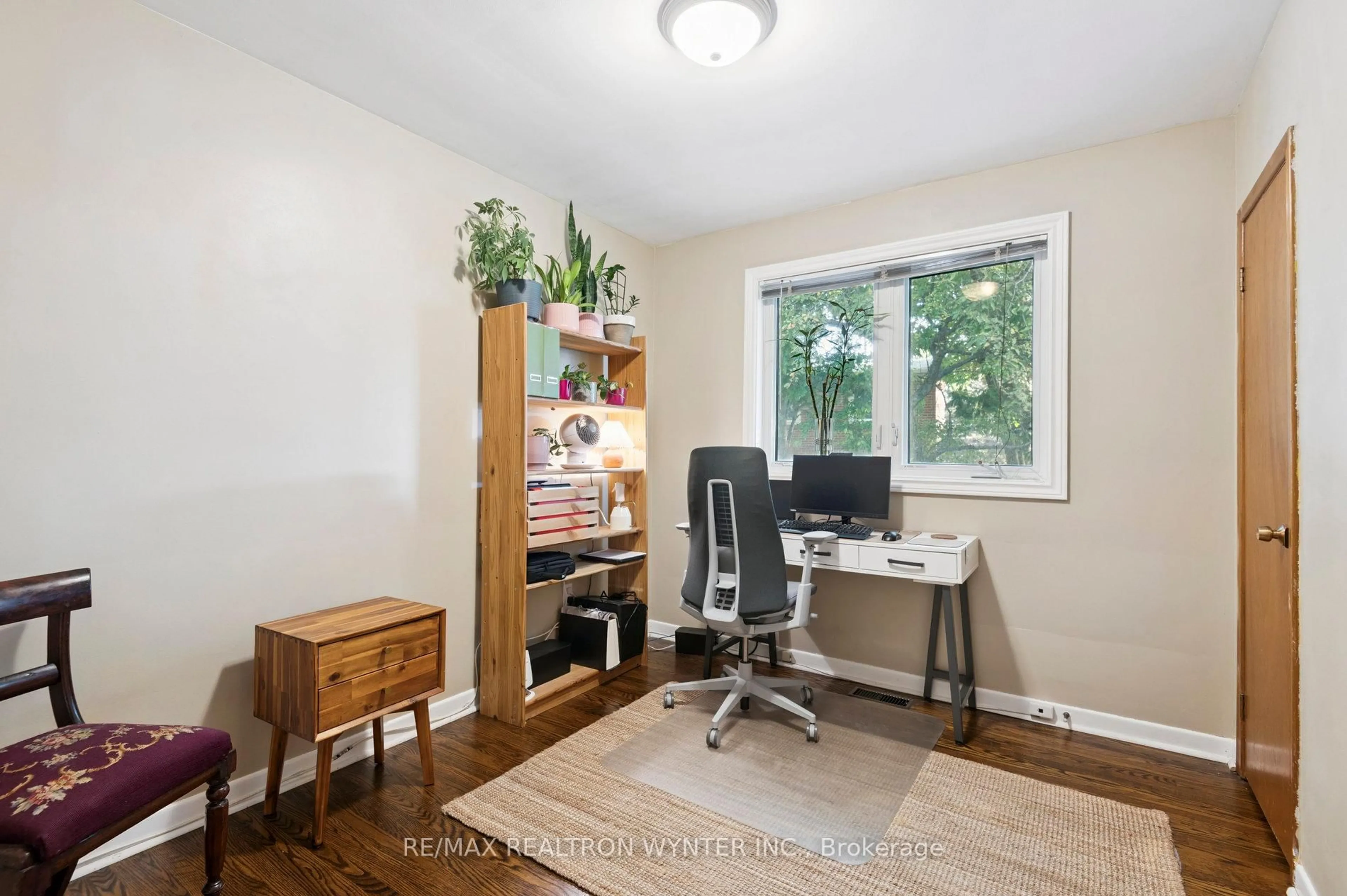 A pic of a room for 124 Fortrose Cres, Toronto Ontario M3A 2H1