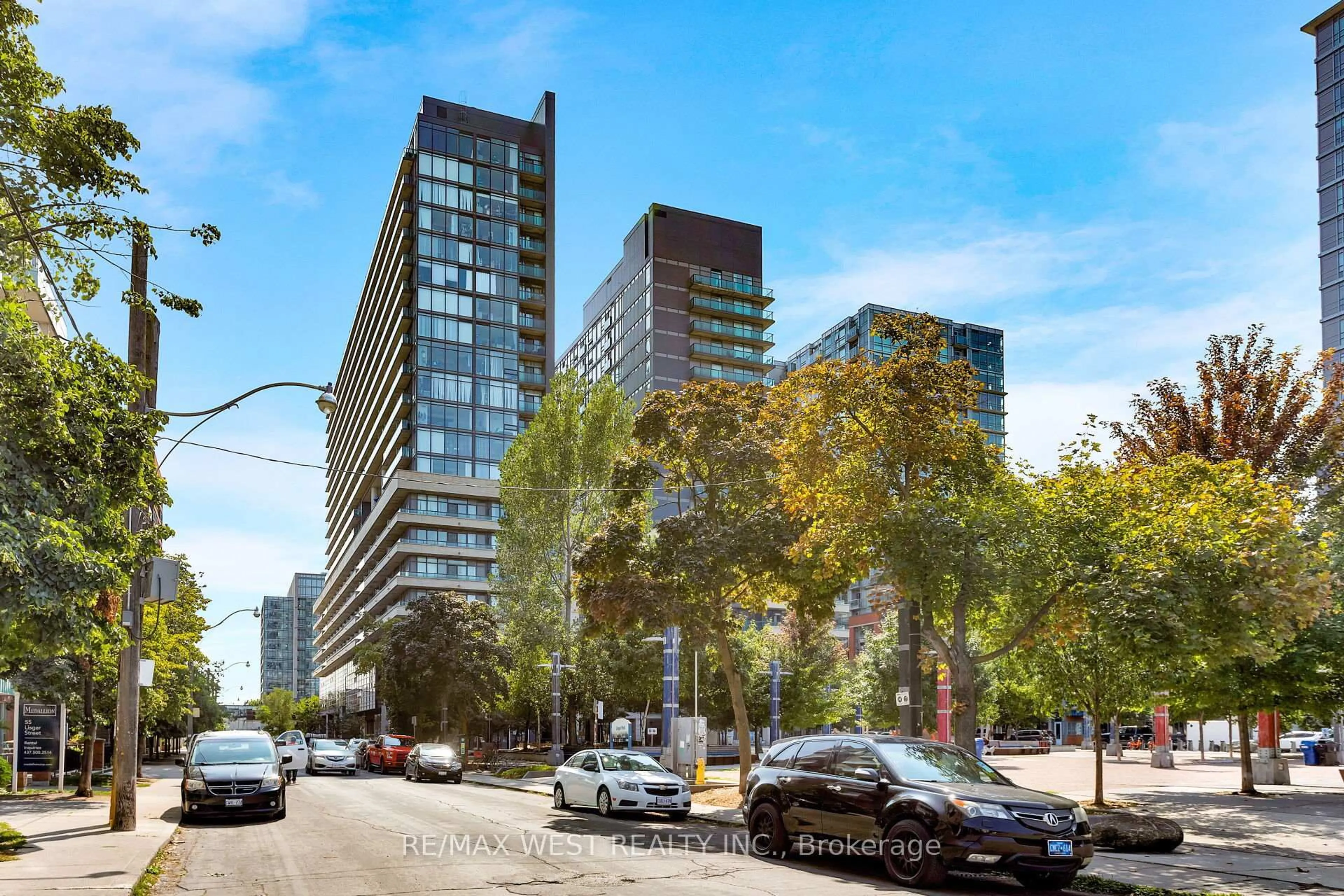 Unknown for 36 LISGAR St #1621E, Toronto Ontario M6J 0C7