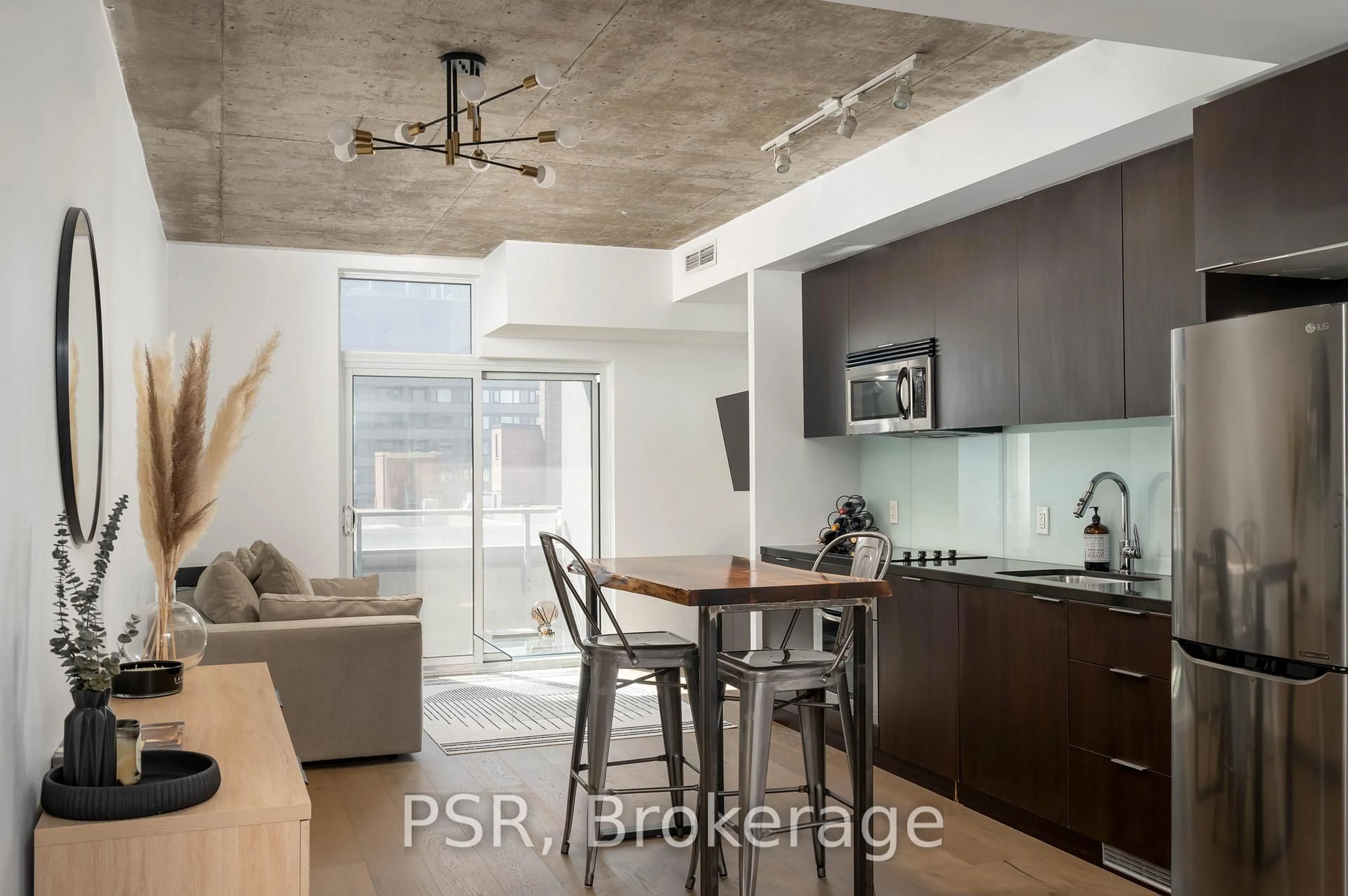 Open concept kitchen, unknown for 478 King St #507, Toronto Ontario M5V 1L7
