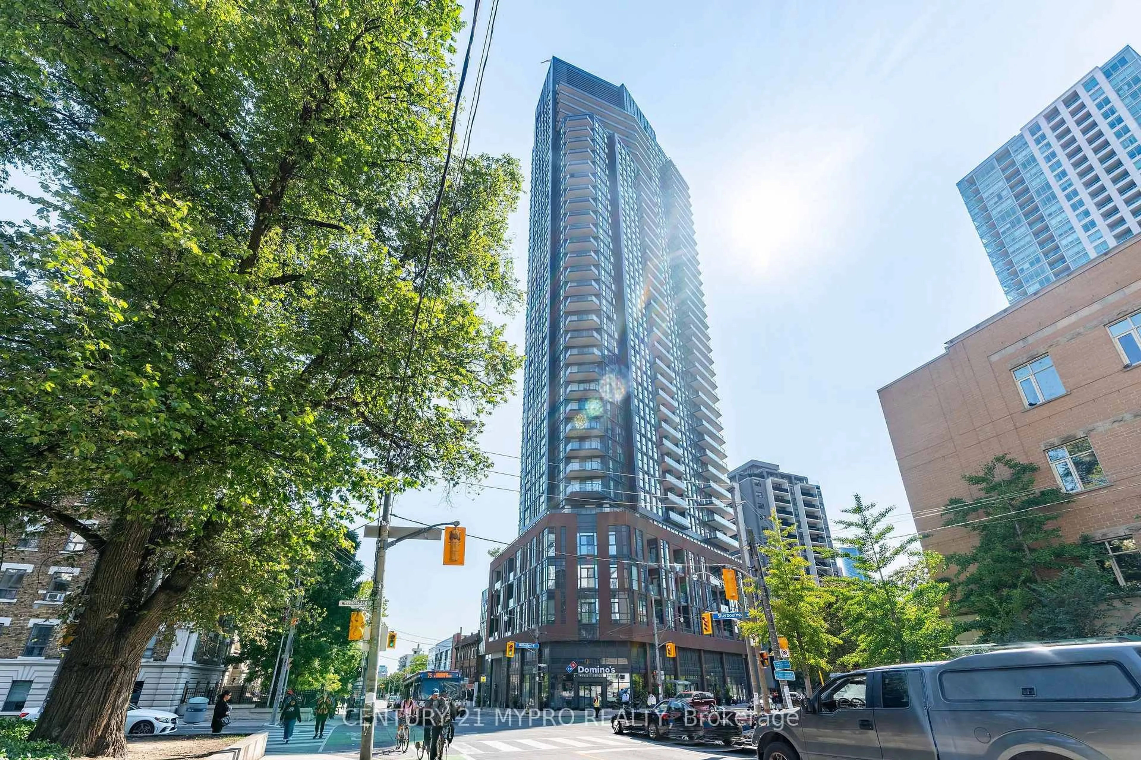 Patio, unknown for 159 Wellesley St #2501, Toronto Ontario M4Y 0H5