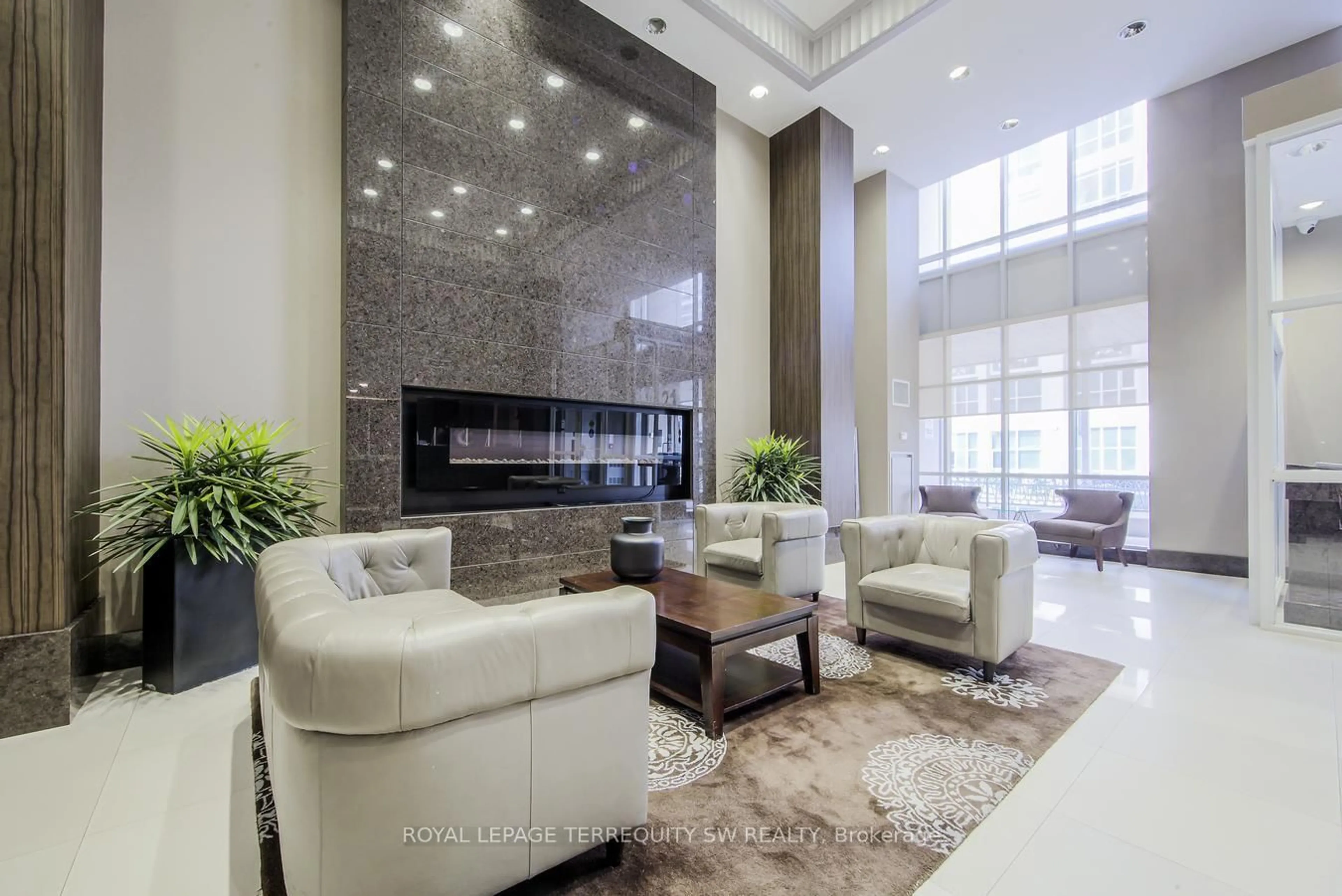 Lobby for 21 Grand Magazine St #1707, Toronto Ontario M5V 1B5