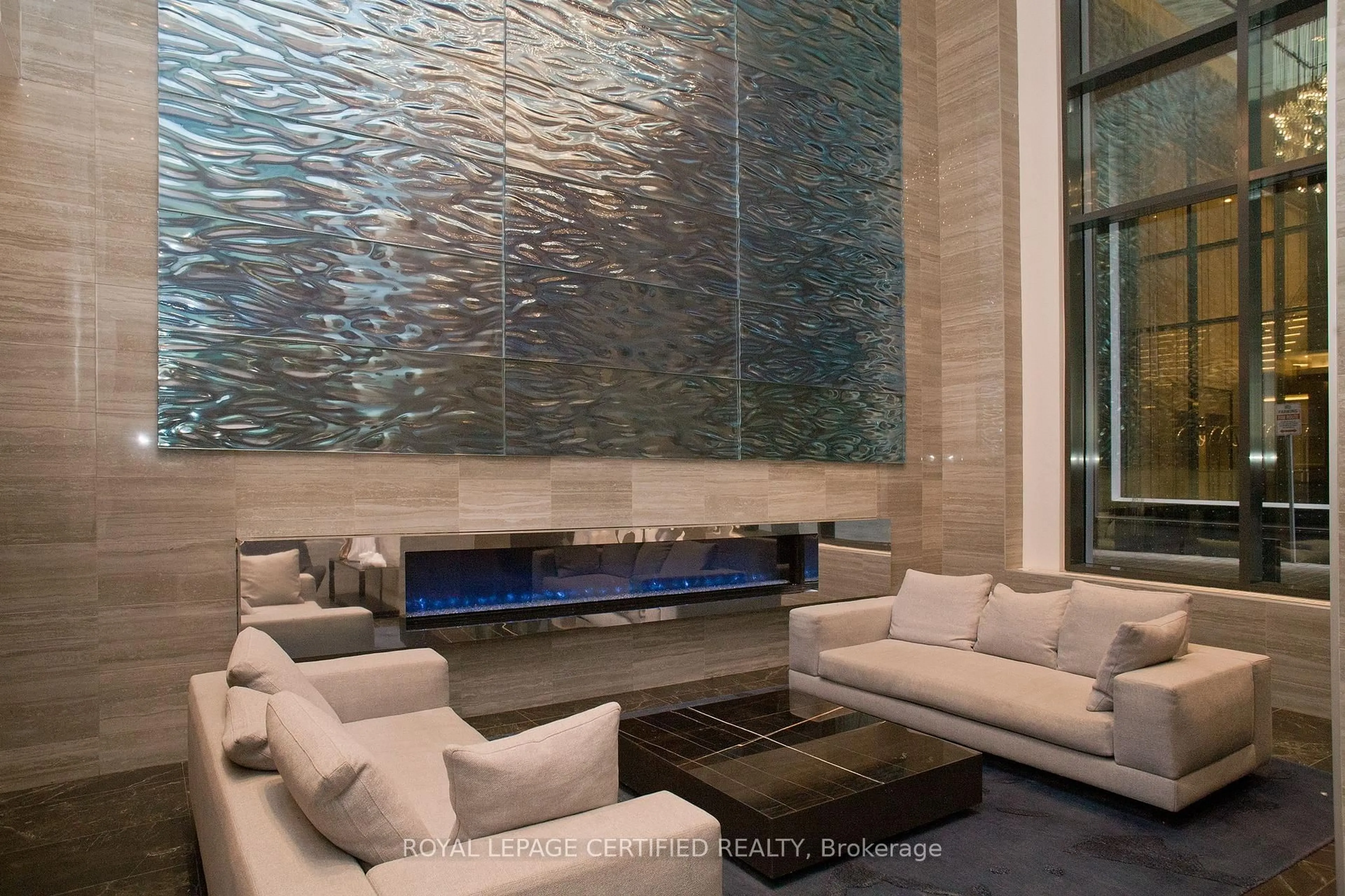 Lobby for 125 Blue Jays Way #1905, Toronto Ontario M5V 0N5