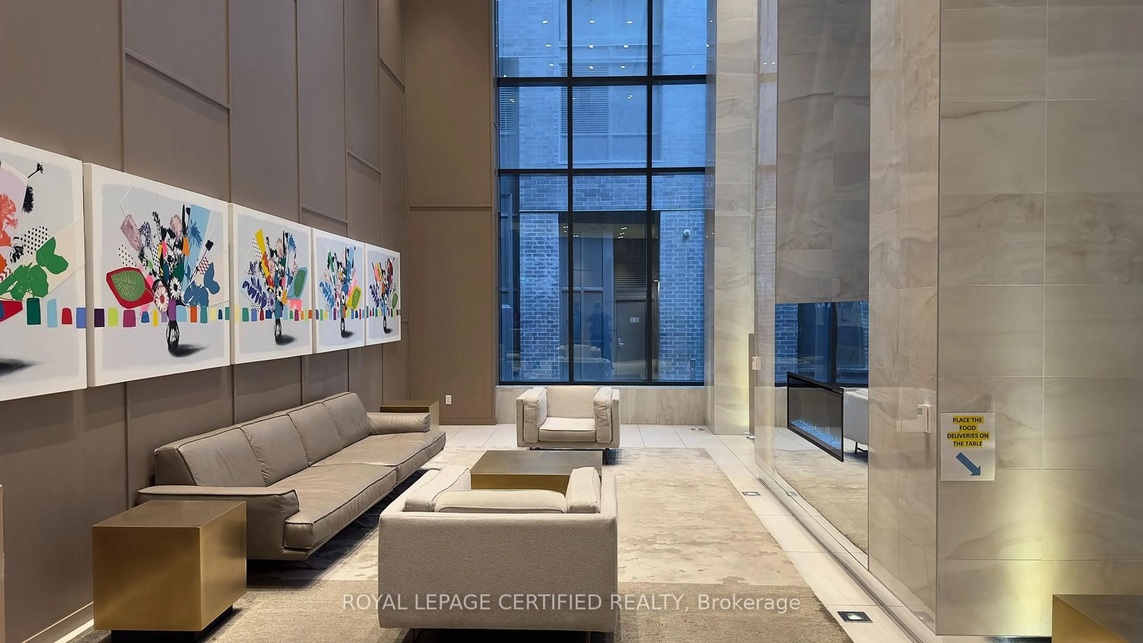 Lobby for 125 Blue Jays Way #1905, Toronto Ontario M5V 0N5