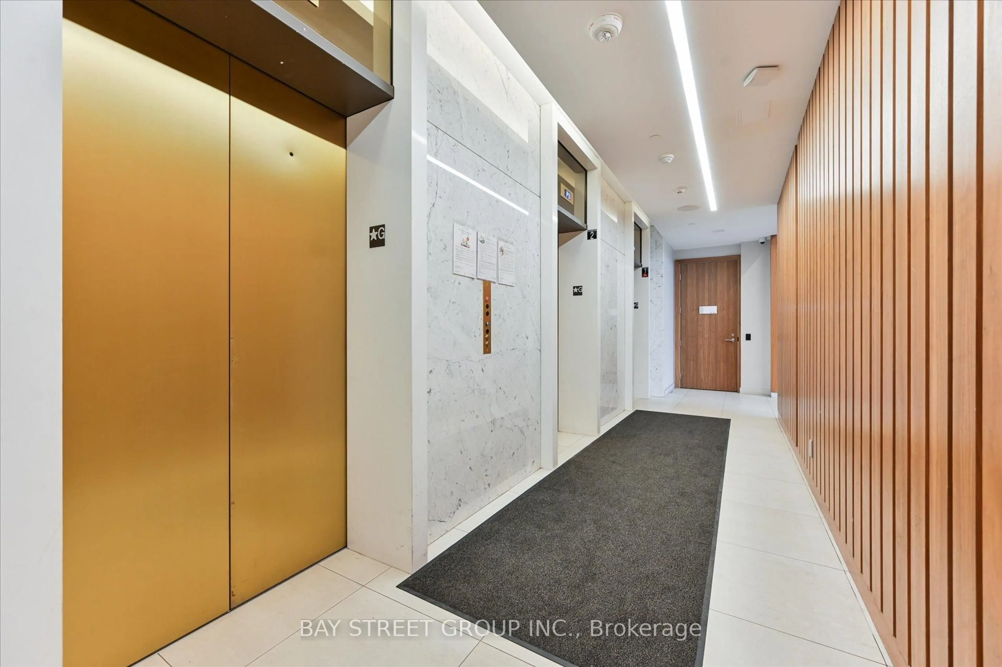 Indoor foyer for 6 Sonic Way #1102, Toronto Ontario M3C 0P1