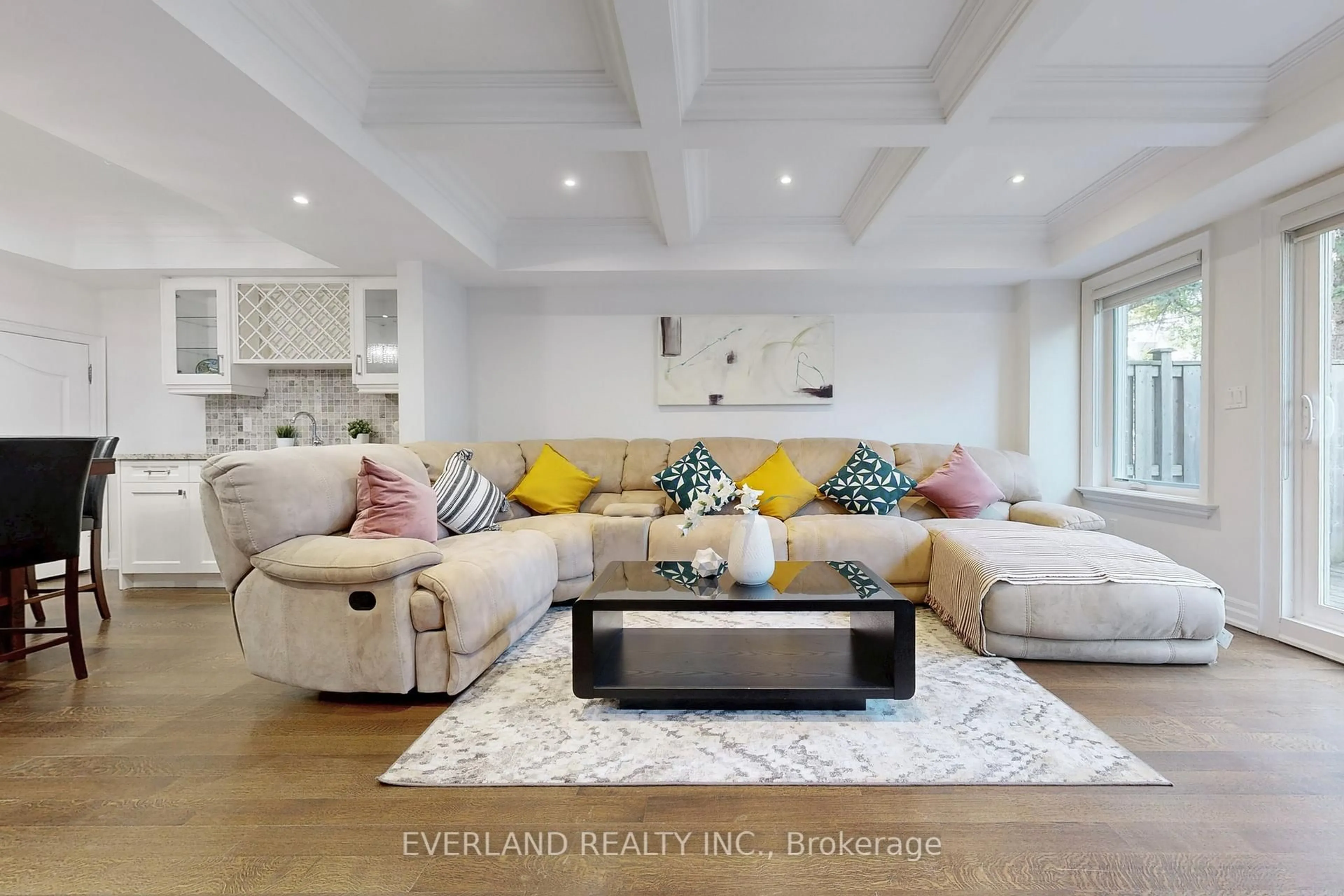 Living room with furniture, unknown for 160B Finch Ave, Toronto Ontario M2N 4R9