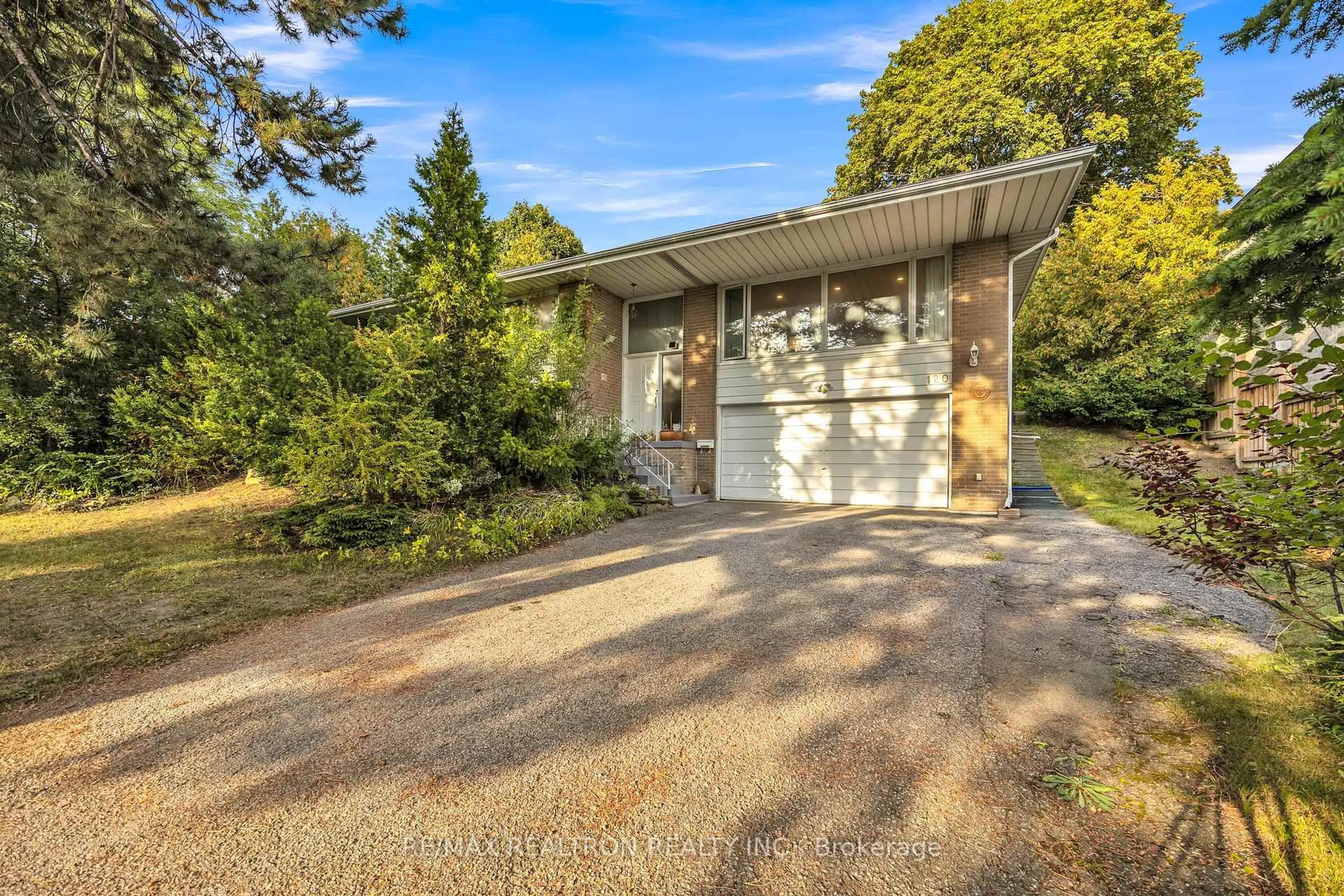 Unknown for 120 Laurentide Dr, Toronto Ontario M3A 3E5