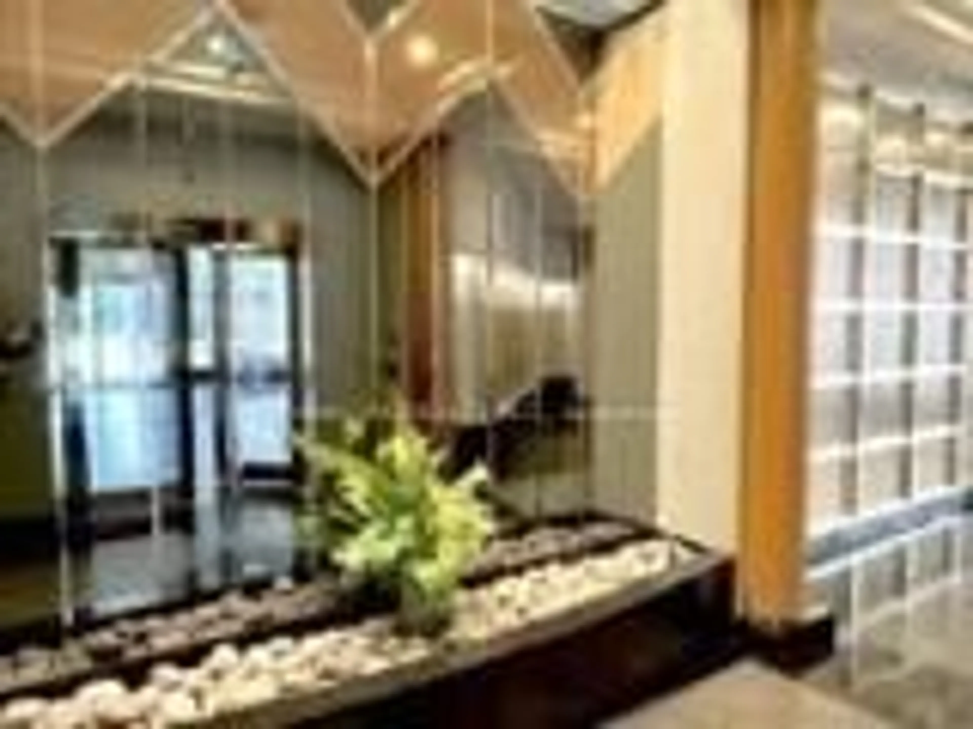 Lobby for 28 Hollywood Ave #708, Toronto Ontario M2N 6S4