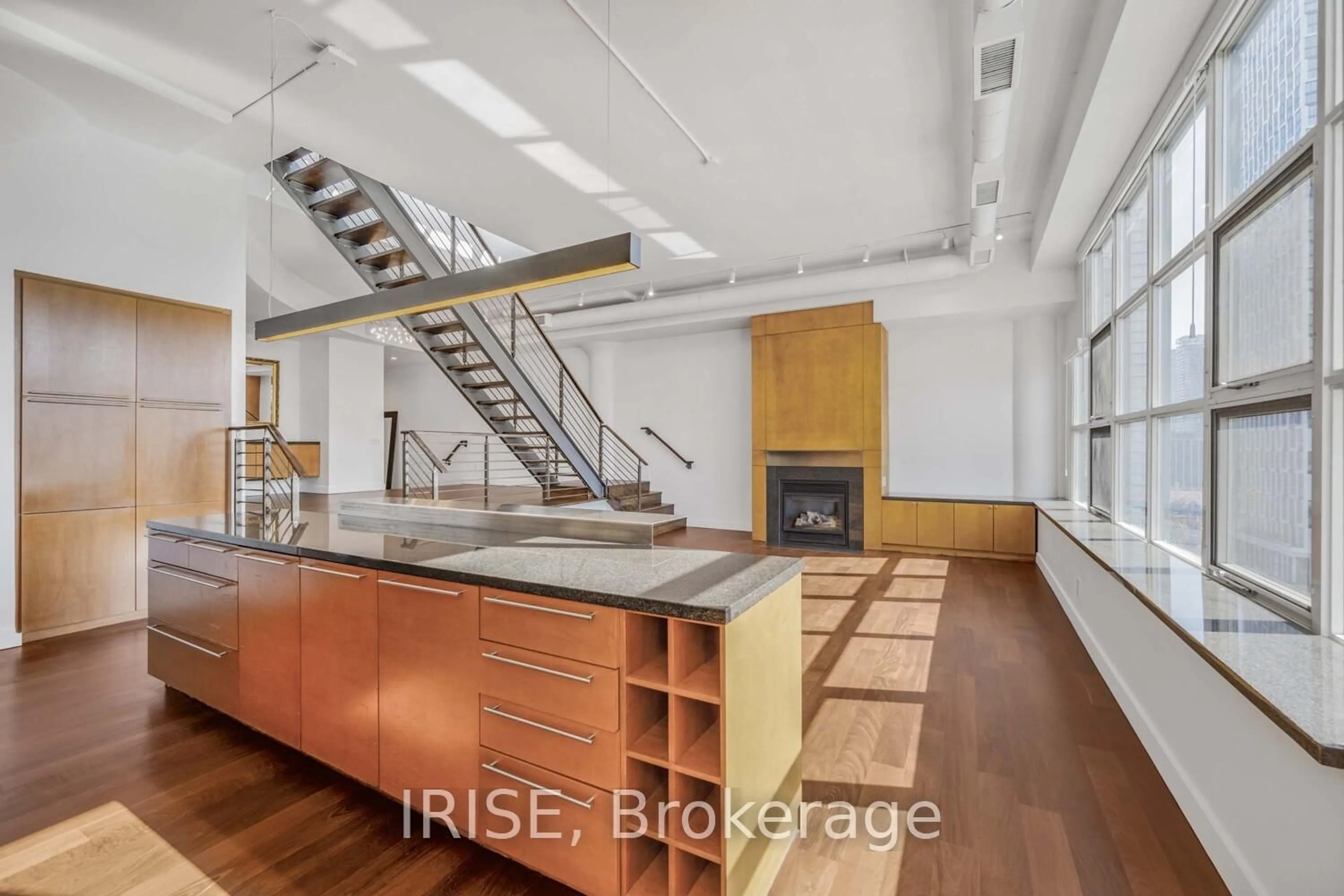 Open concept kitchen, unknown for 155 Dalhousie St #PH16, Toronto Ontario M5B 2P7