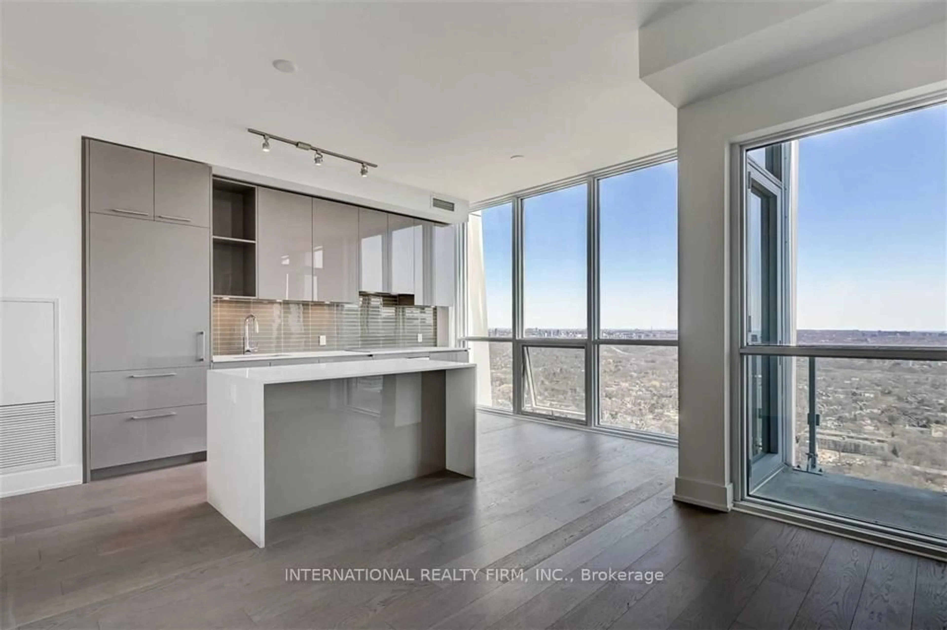 Unknown for 1 Yorkville Ave #5409, Toronto Ontario M4W 0B1