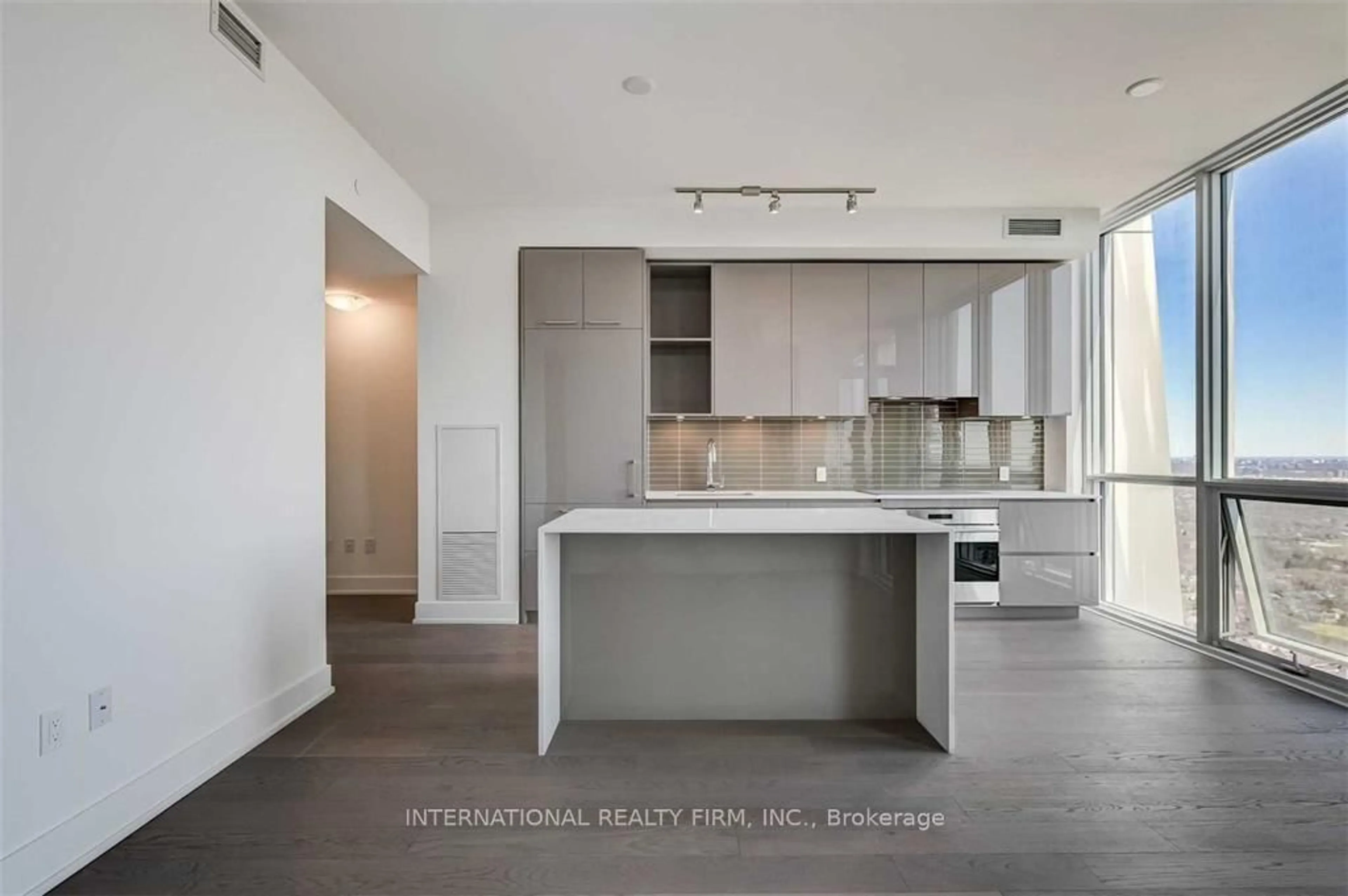Contemporary kitchen, unknown for 1 Yorkville Ave #5409, Toronto Ontario M4W 0B1