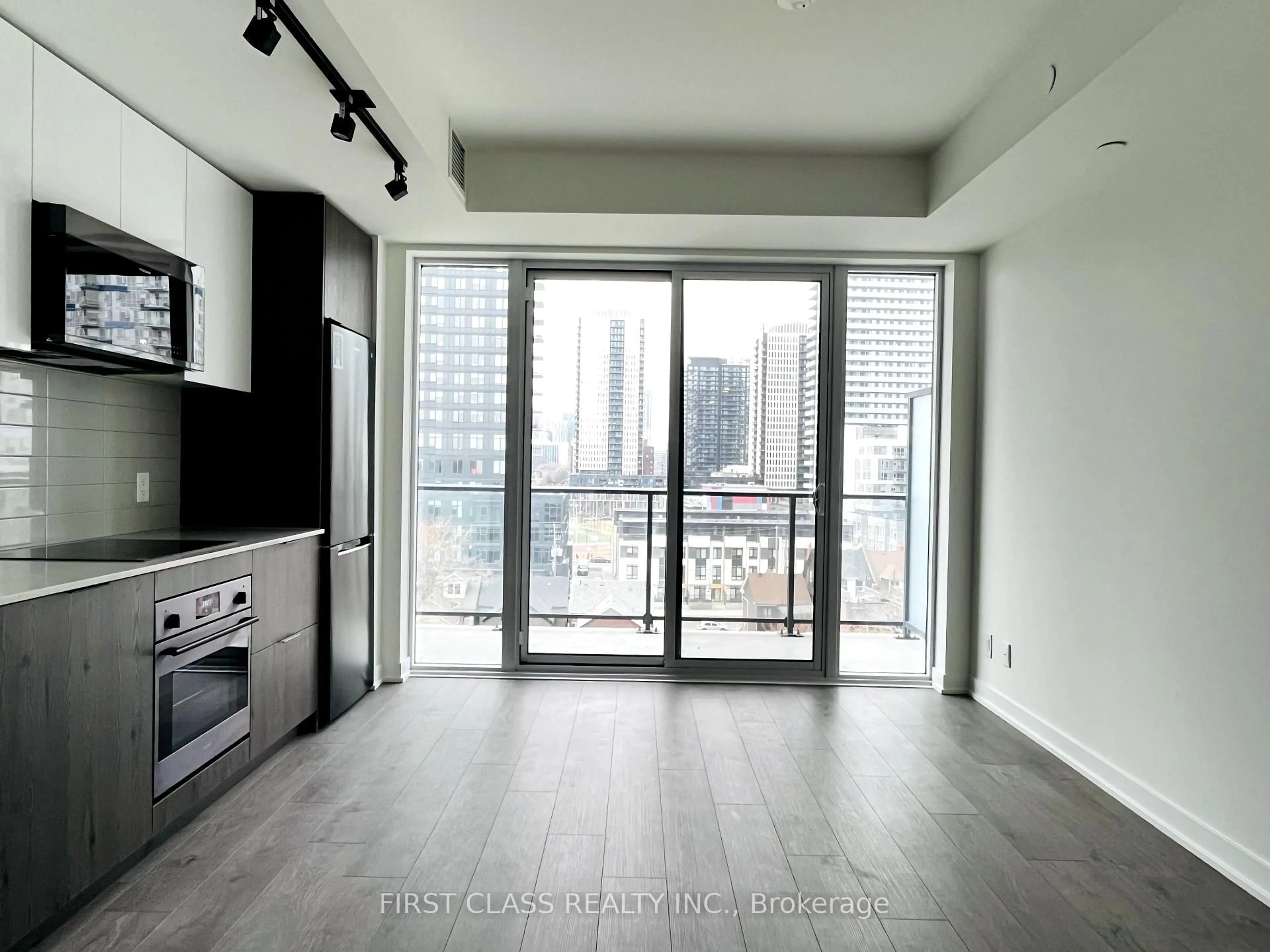 A pic of a room for 5 Defries St #717, Toronto Ontario M5A 3R4