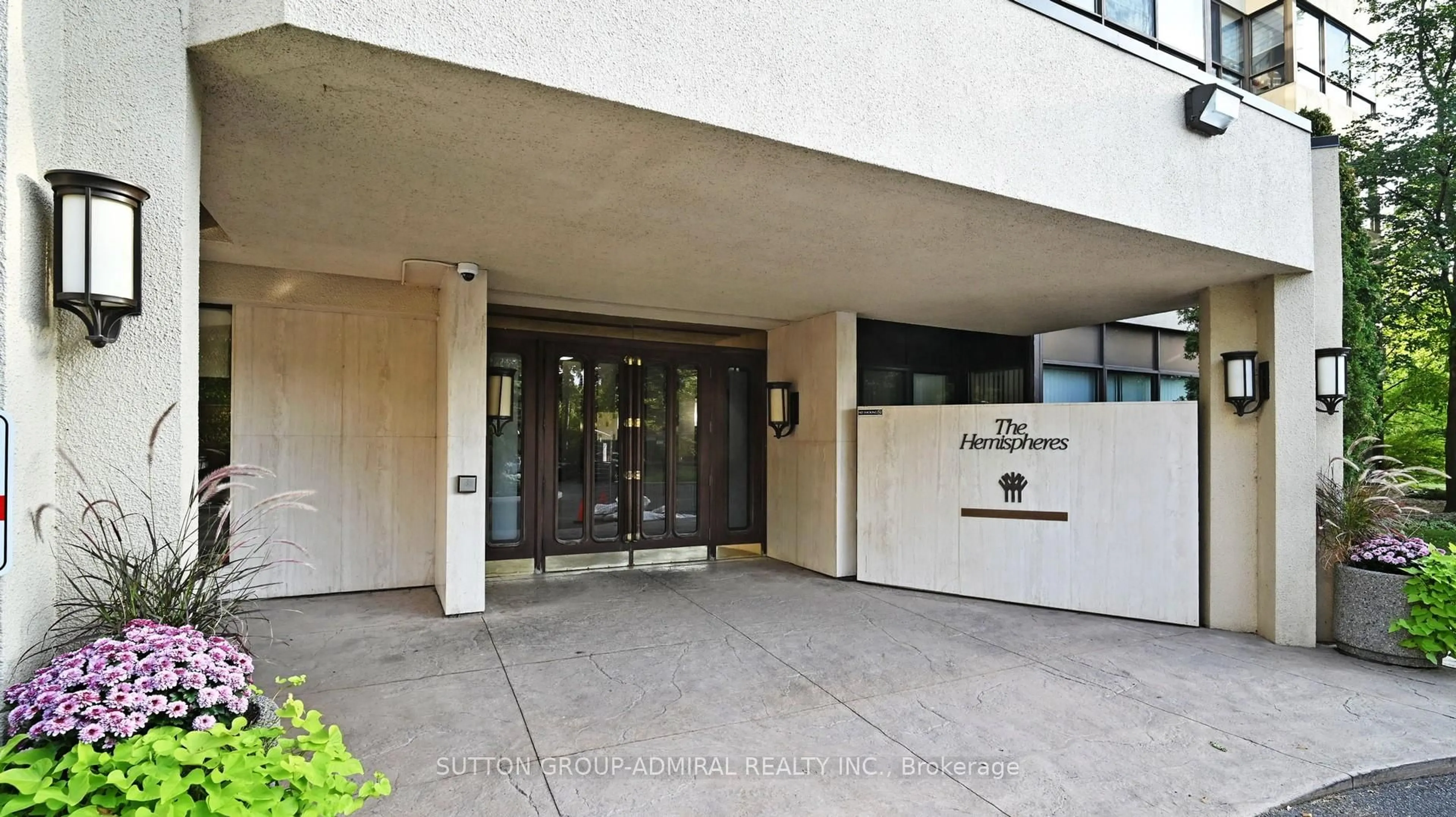 Indoor foyer for 131 Torresdale Ave #1501, Toronto Ontario M2R 3T1