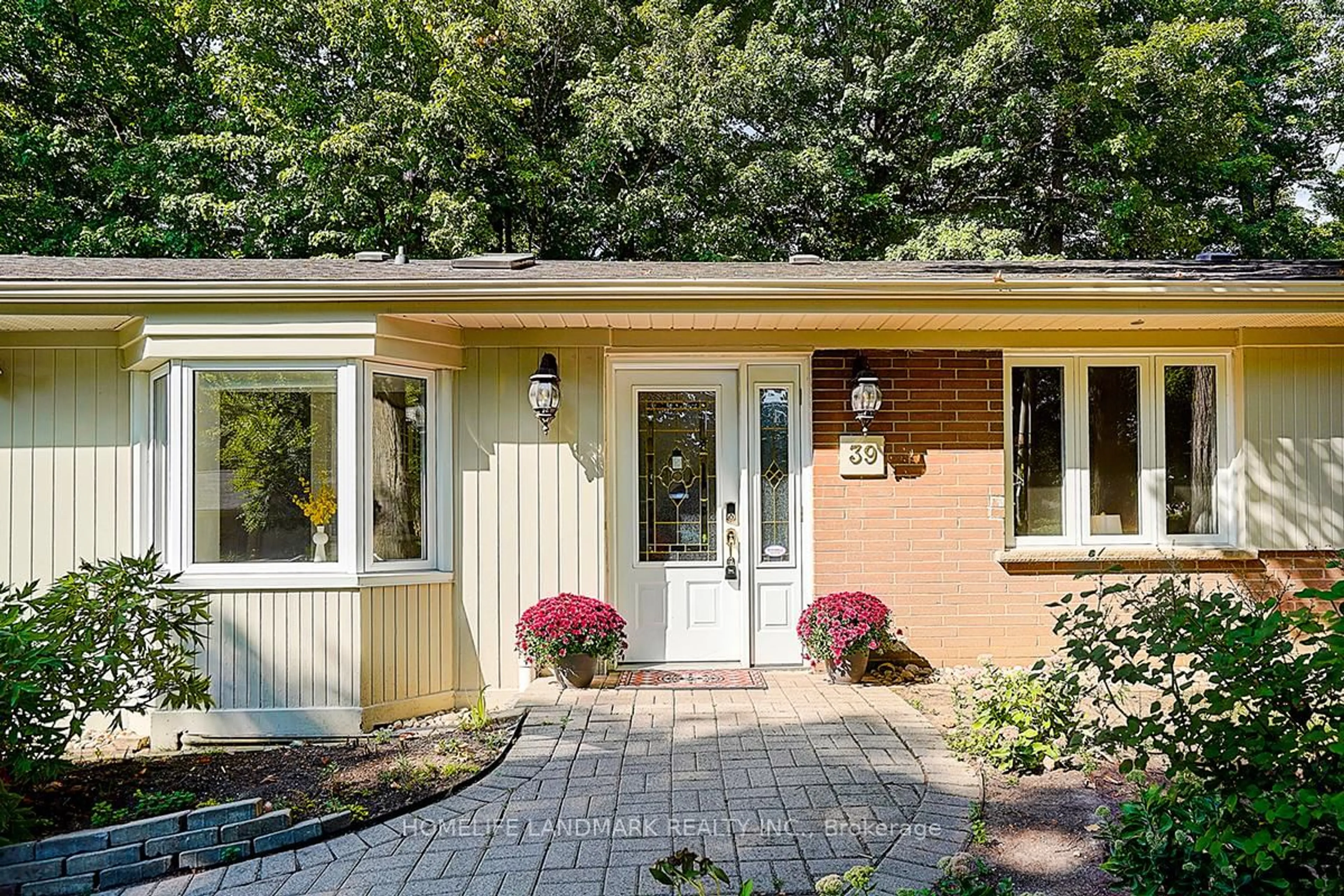 Home with brick exterior material, street for 39 Sagebrush Lane, Toronto Ontario M3A 1X4
