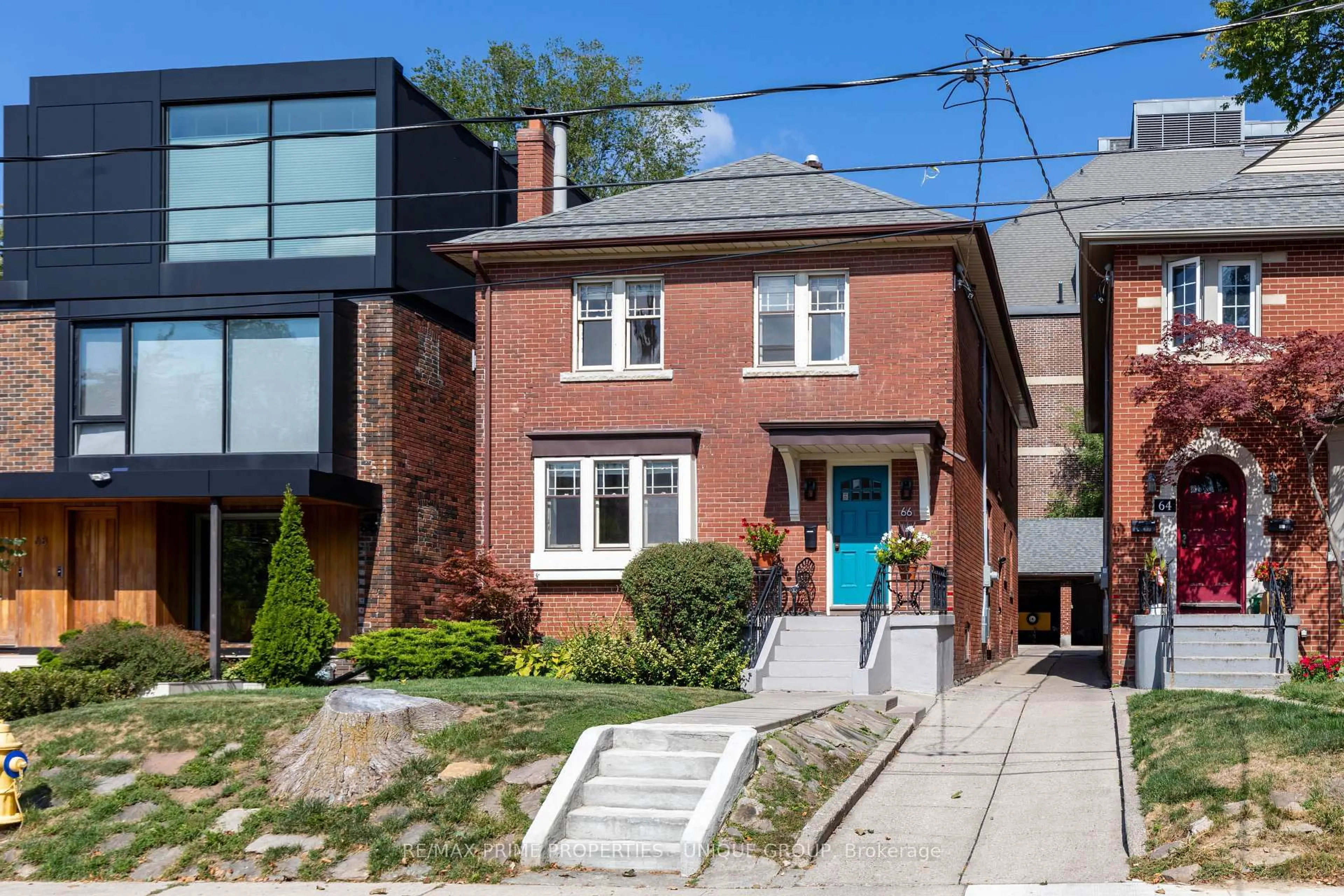 Home with brick exterior material, street for 66 Burnaby Blvd, Toronto Ontario M5N 1G4