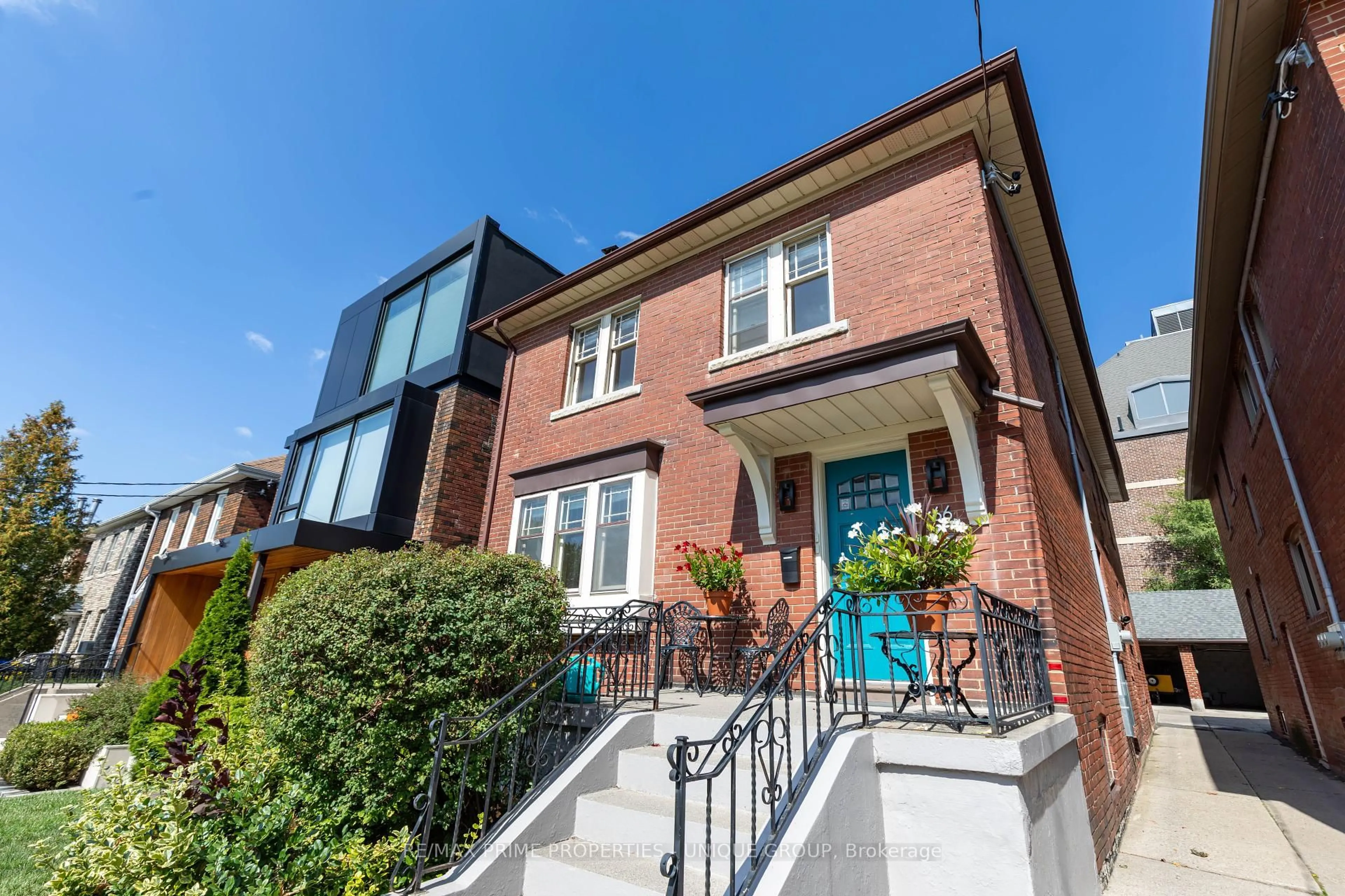 Home with brick exterior material, street for 66 Burnaby Blvd, Toronto Ontario M5N 1G4