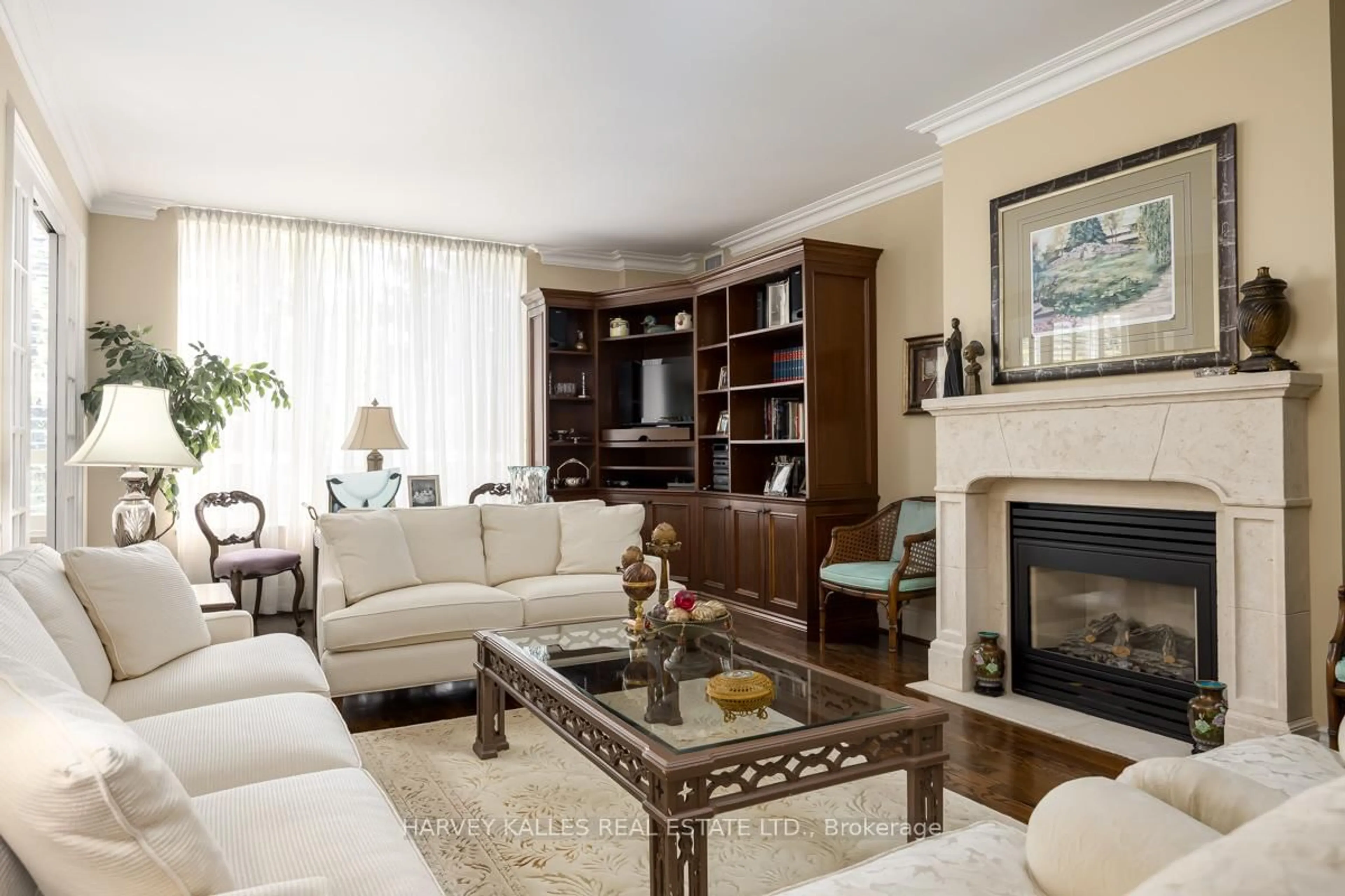 Living room with furniture, unknown for 3600 Yonge St #727, Toronto Ontario M4N 3R8