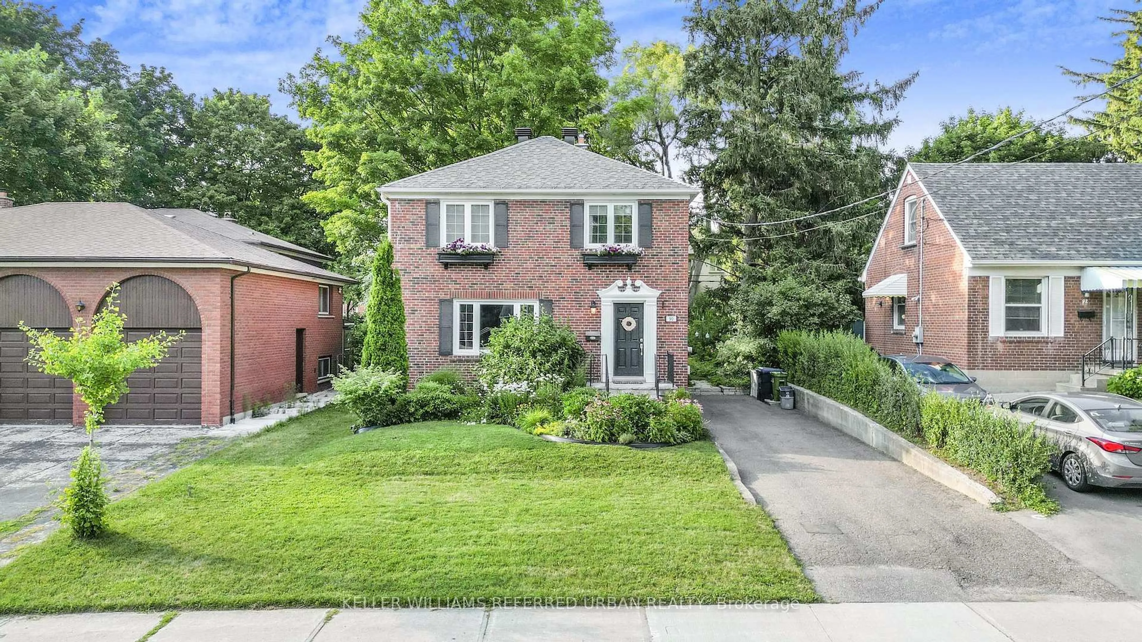 Home with brick exterior material, street for 90 Norton Ave, Toronto Ontario M2N 4A5