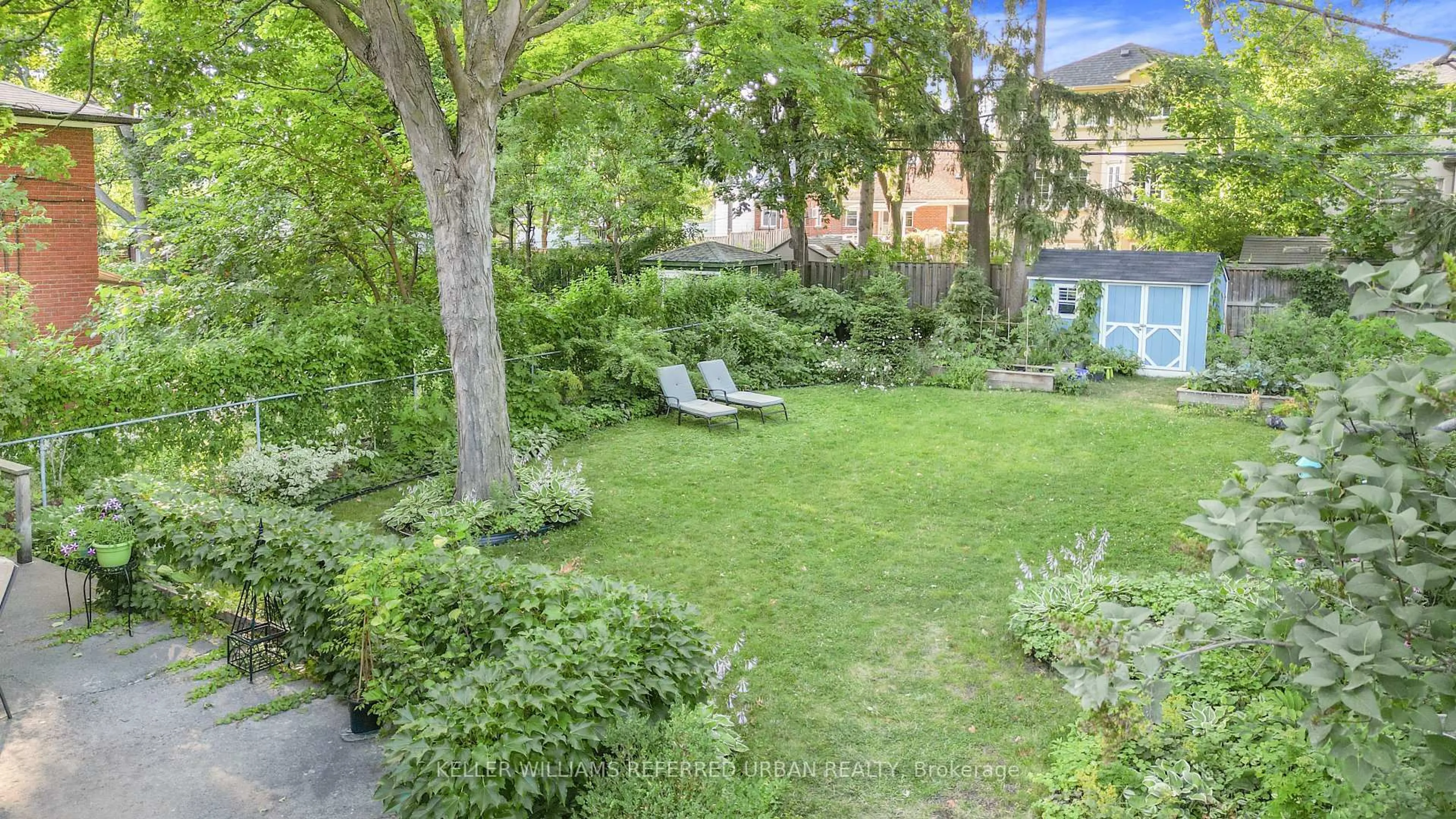 Patio, street for 90 Norton Ave, Toronto Ontario M2N 4A5