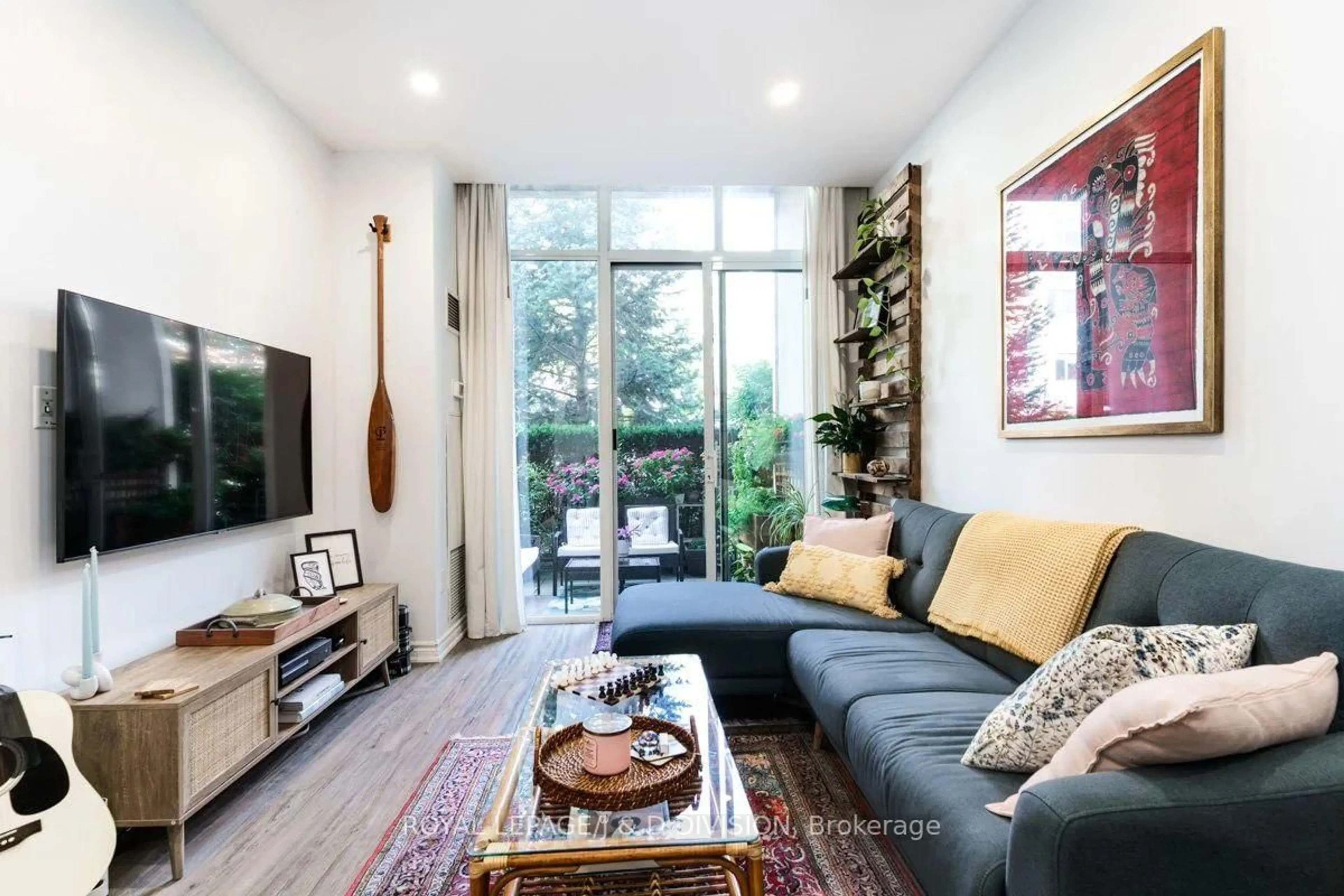 Living room with furniture, unknown for 195 Merton St #111, Toronto Ontario M4S 3H6