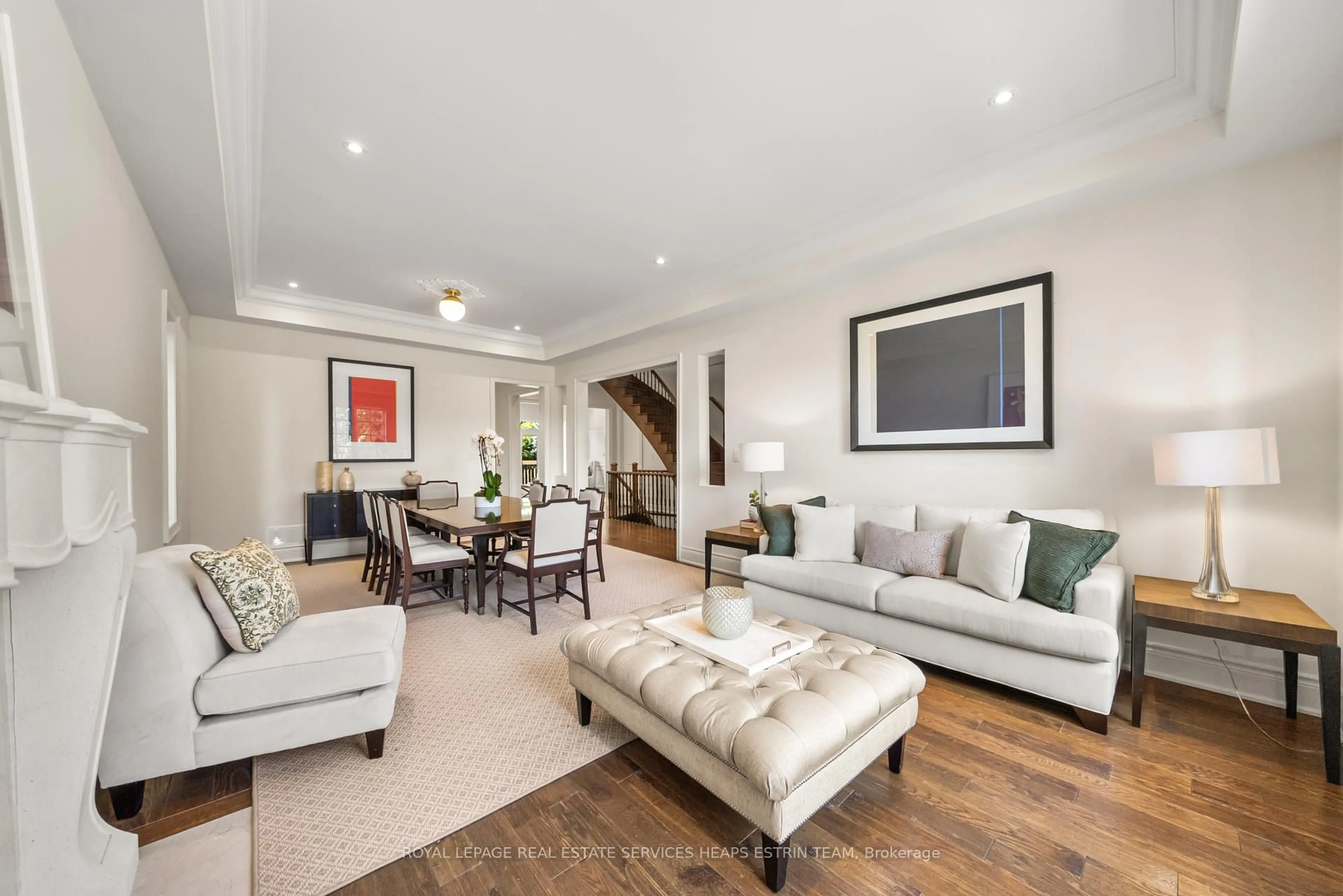 Living room with furniture, unknown for 44 True Davidson Dr, Toronto Ontario M4W 3X5