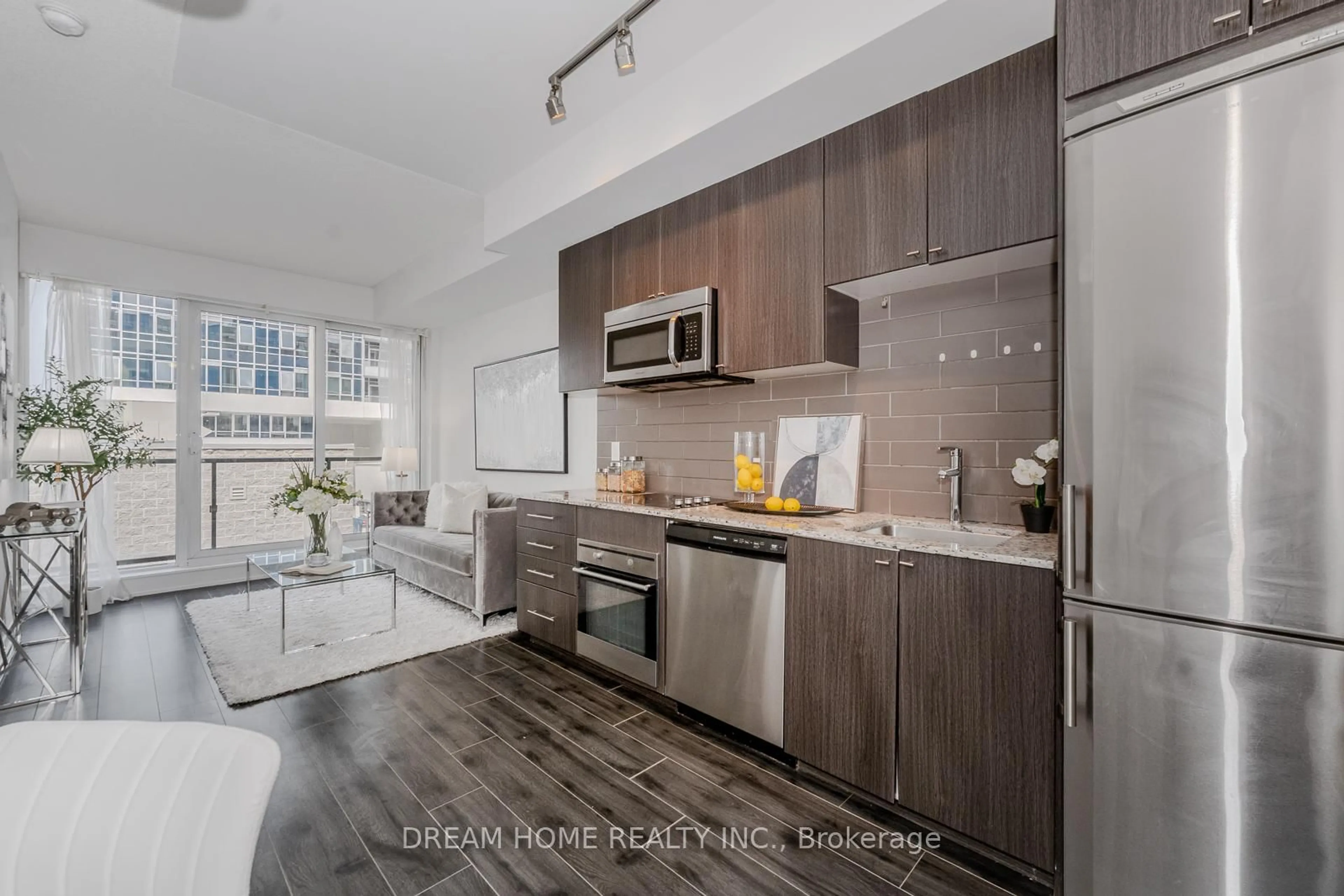 Open concept kitchen, unknown for 18 Rean Dr #301, Toronto Ontario M2K 0C7