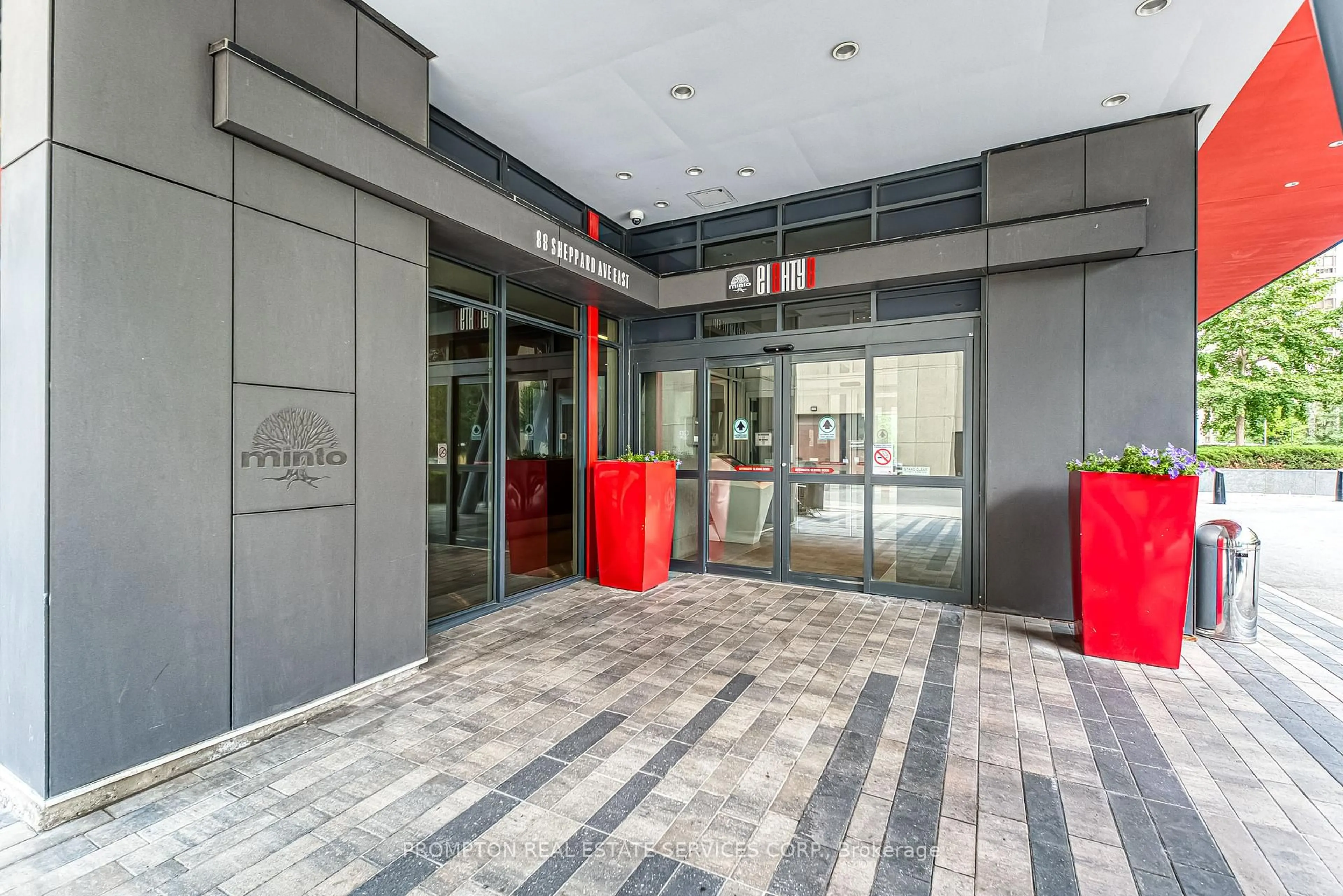 Indoor foyer for 88 Sheppard Ave #3102, Toronto Ontario M2N 0G9