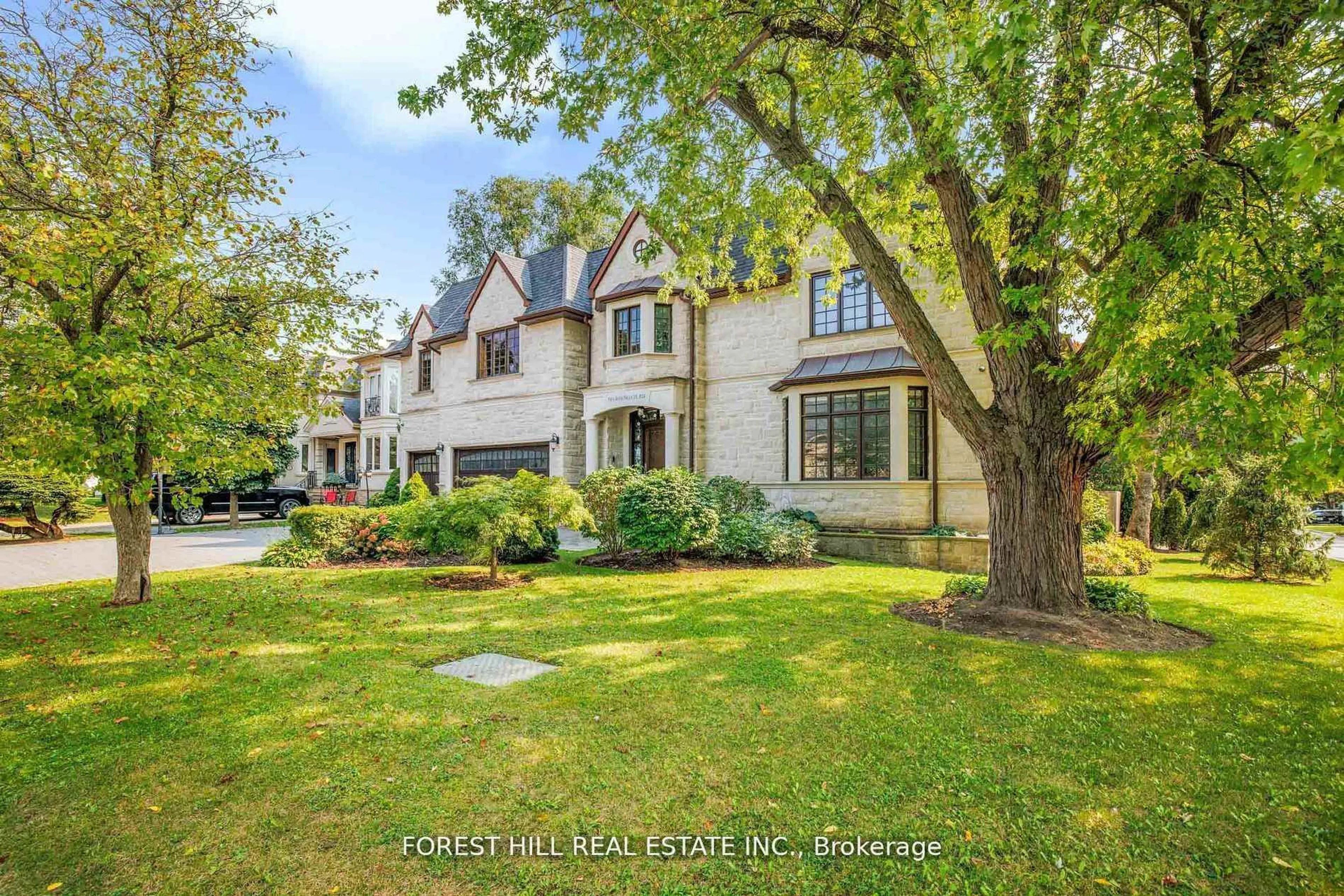 Unknown for 38 Greengate Rd, Toronto Ontario M3B 1E8