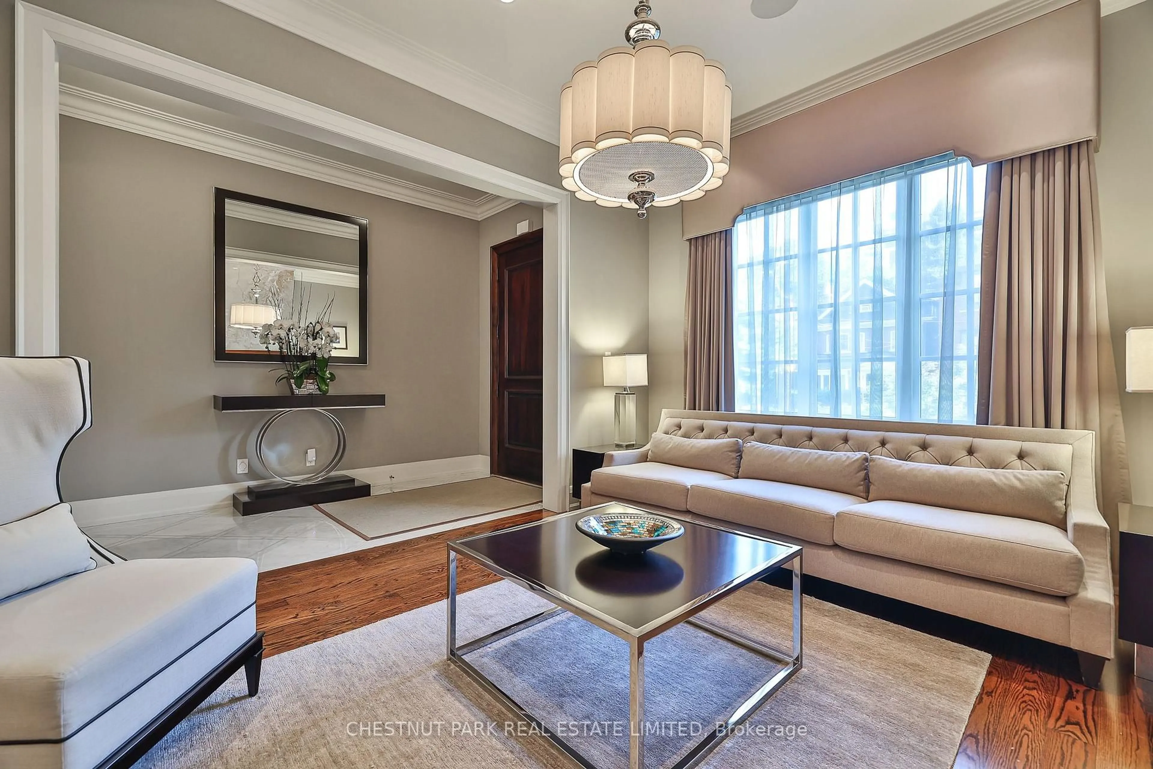 Living room with furniture, unknown for 62 Heath St, Toronto Ontario M4V 1T4
