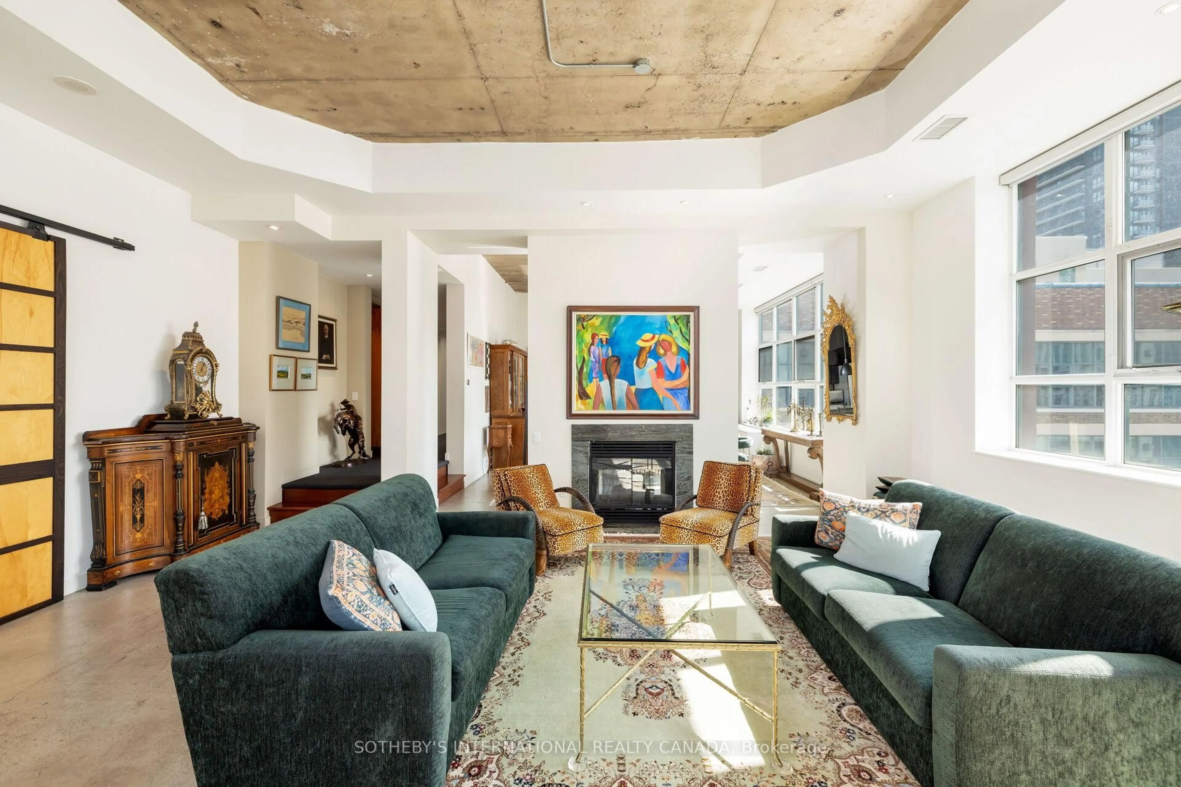 Living room with furniture, unknown for 155 Dalhousie St #PH1, Toronto Ontario M5B 2P7
