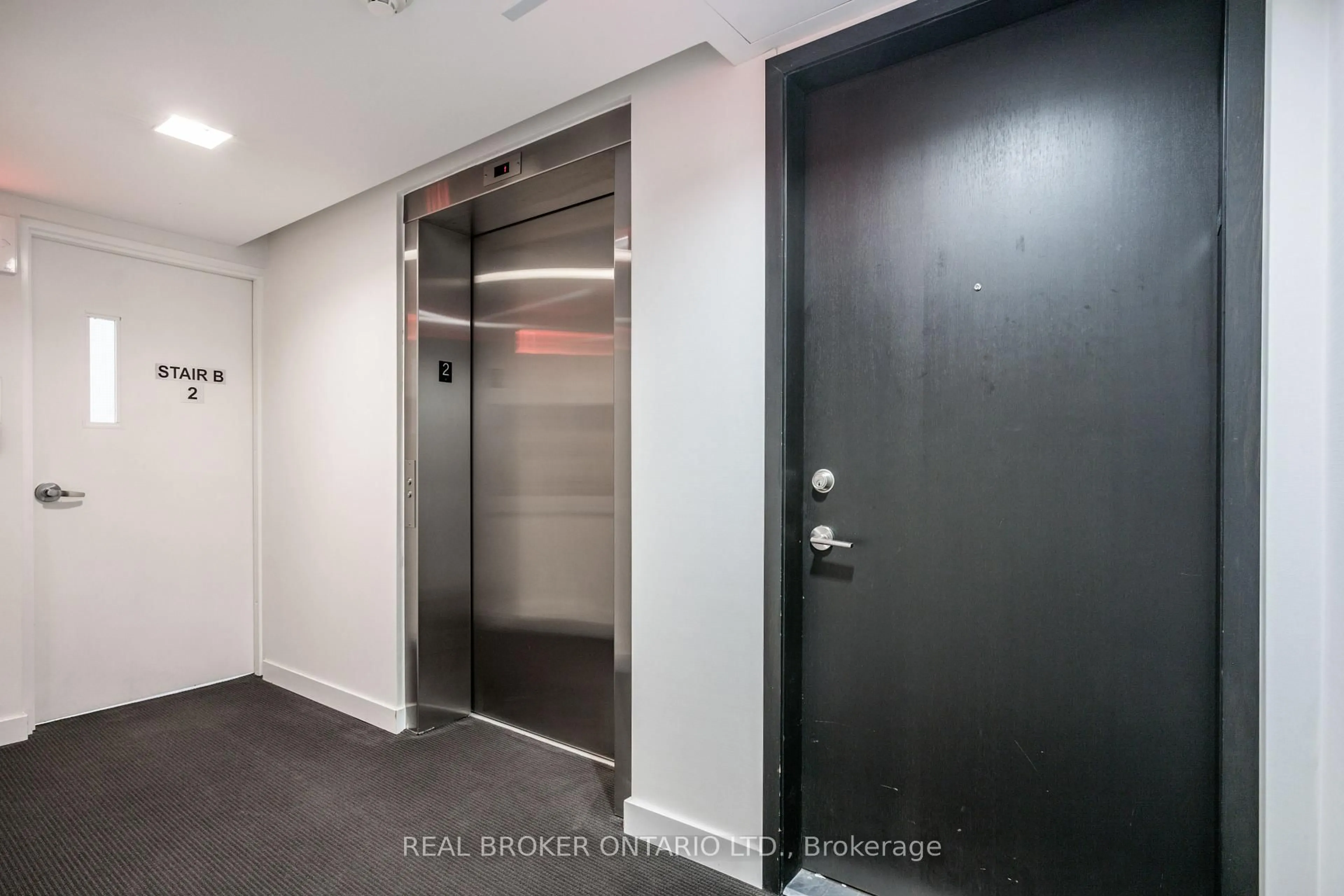 Unknown for 500 Wellington St #201, Toronto Ontario M5V 1E3