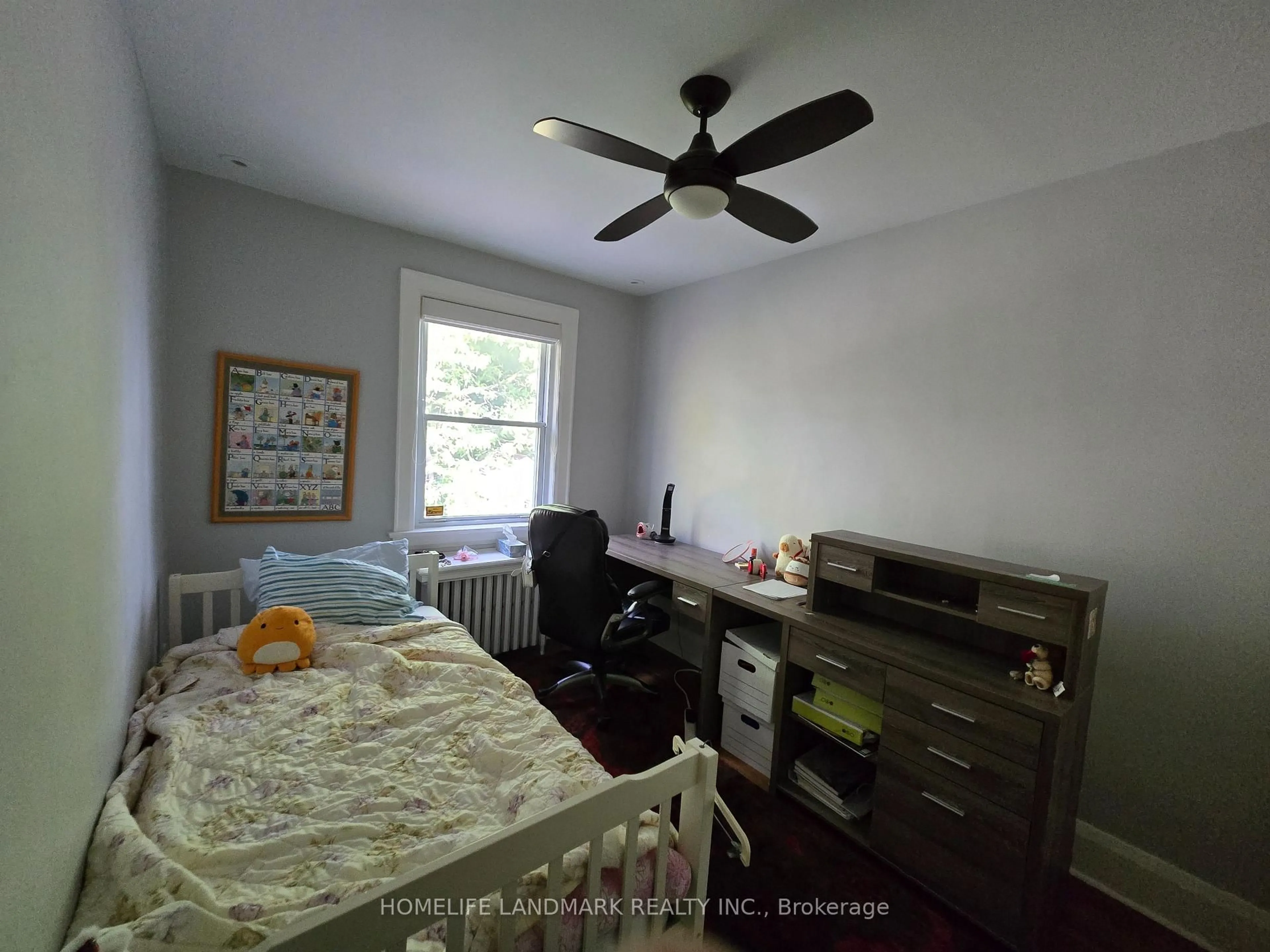A pic of a room for 61 Castle Knock Rd, Toronto Ontario M5N 2J6