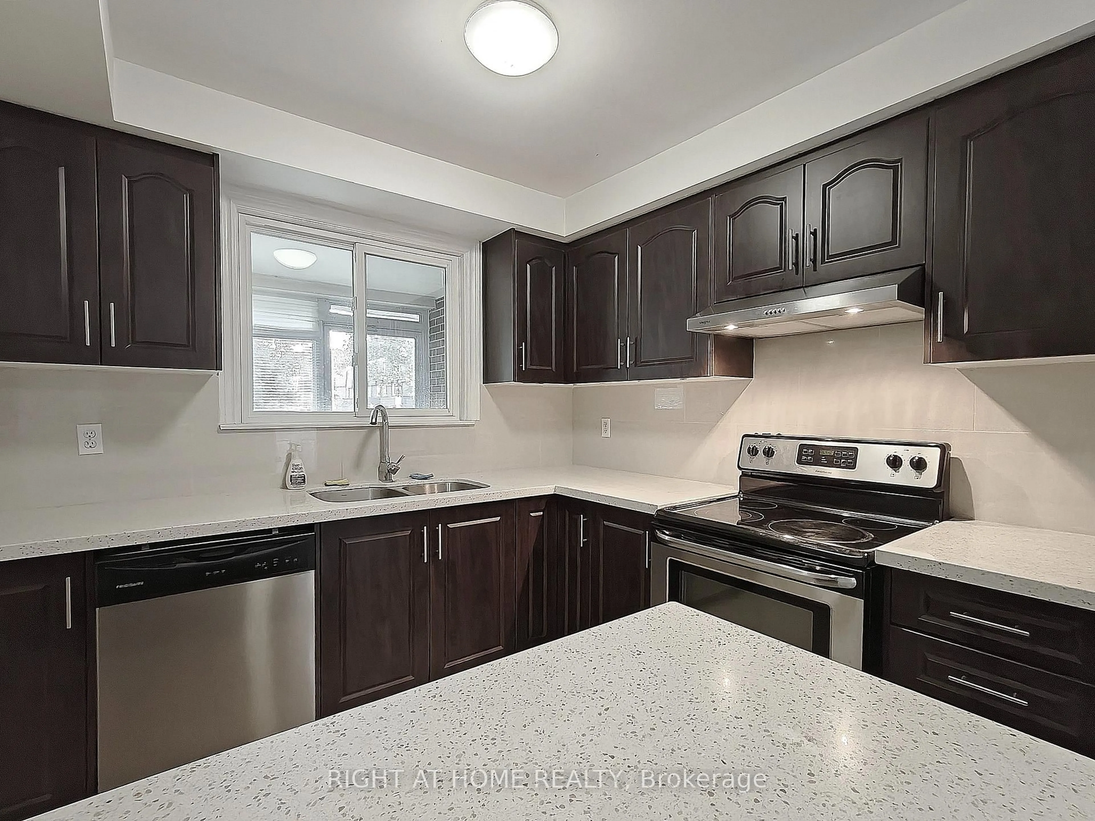 Standard kitchen, ceramic/tile floor for 182 mcnicoll Ave, Toronto Ontario M2N 3K7