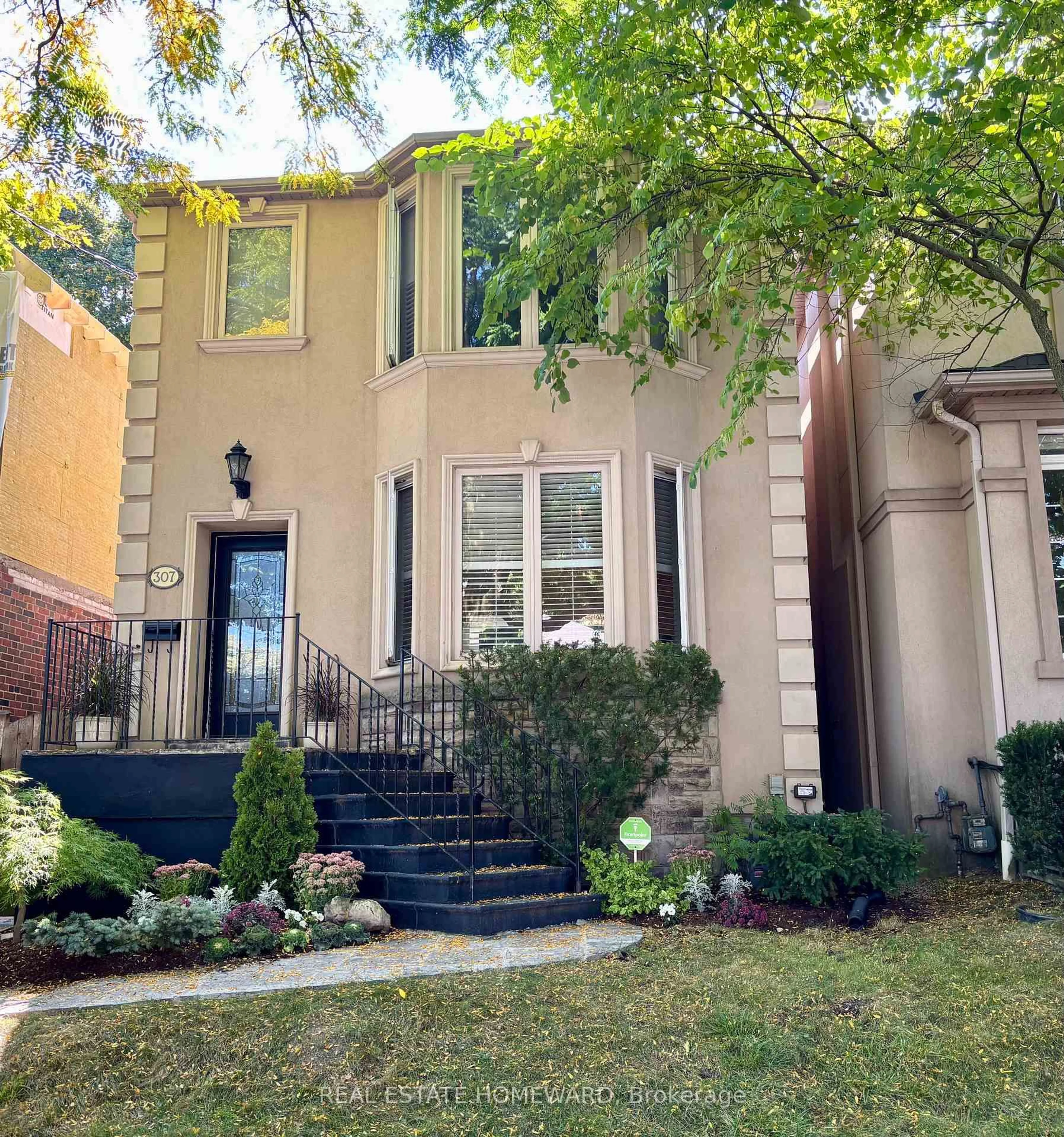 Unknown for 307 Deloraine Ave, Toronto Ontario M5M 2B4