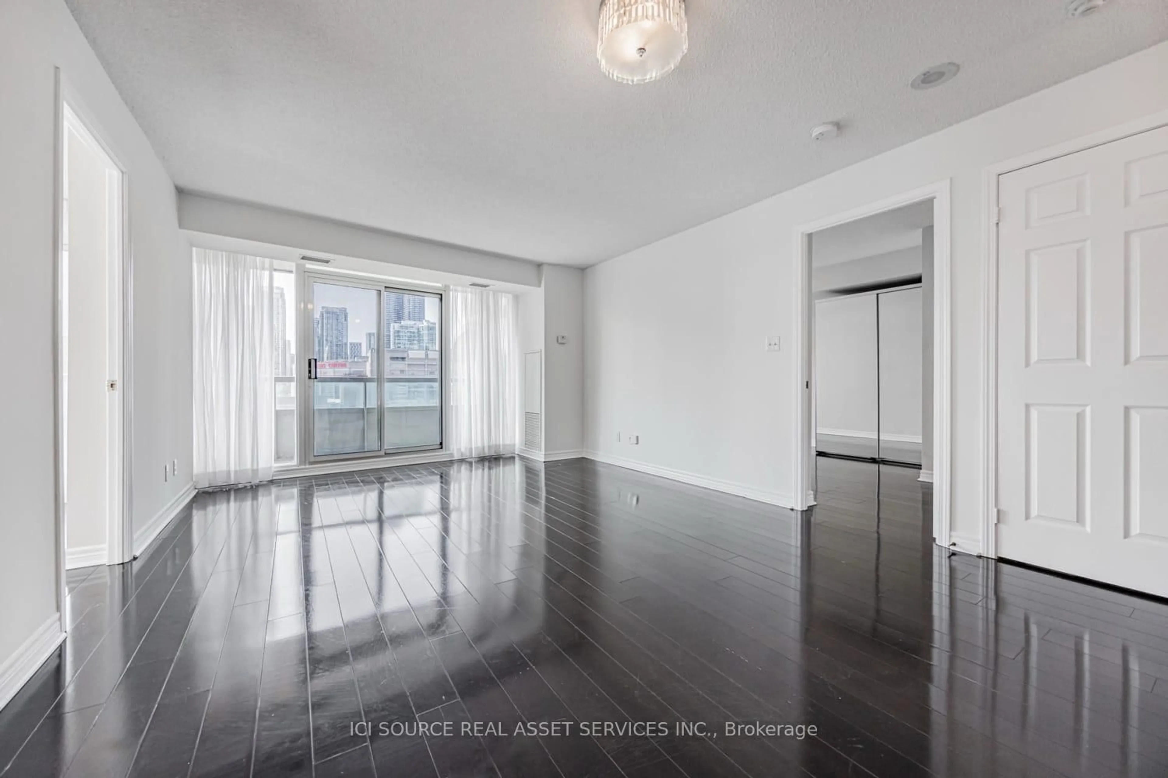 Unknown for 51 Lower Simcoe St #808, Toronto Ontario M5J 3A2