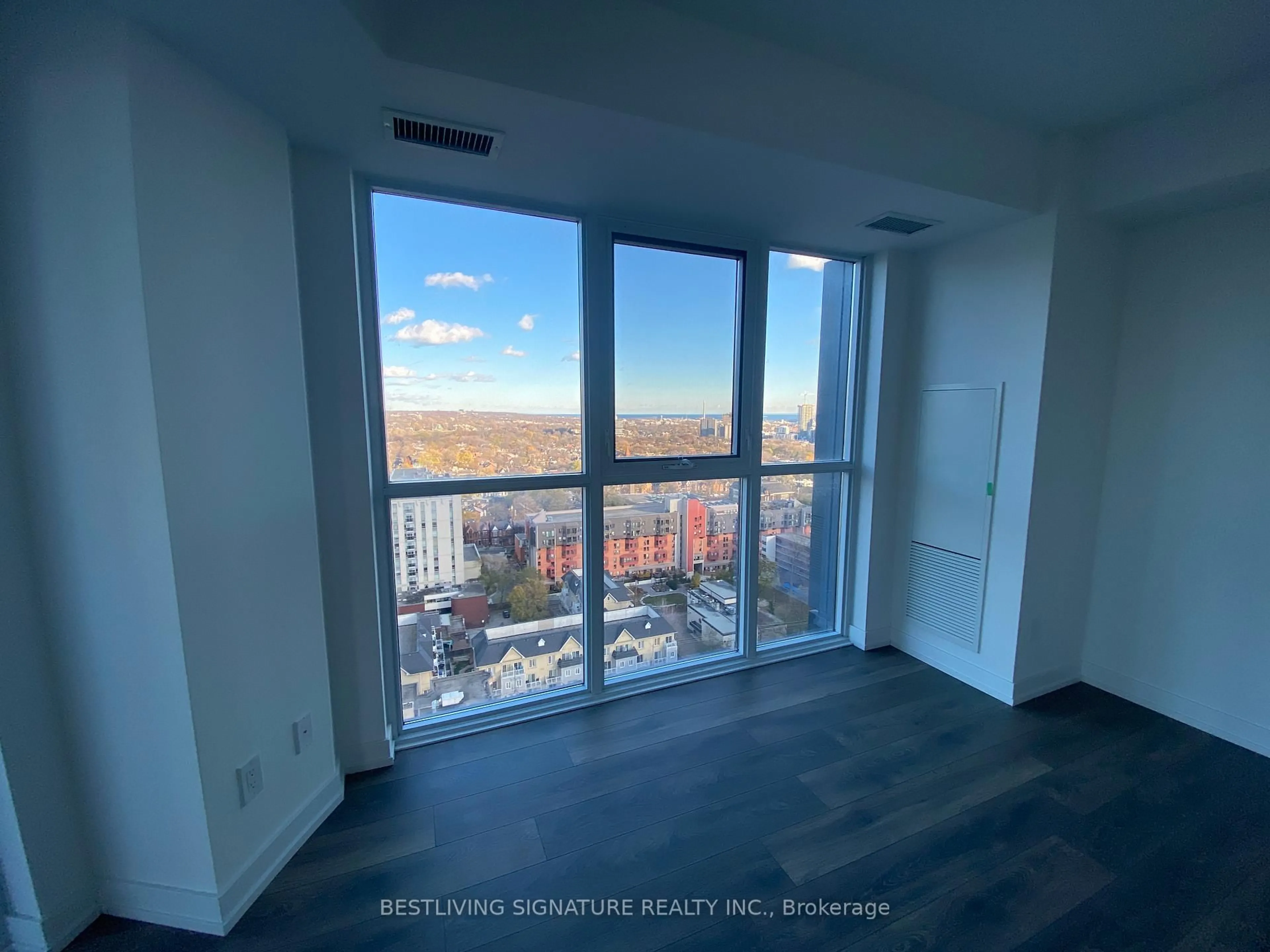 A pic of a room for 159 Wellesley St #2703, Toronto Ontario M4Y 0H5