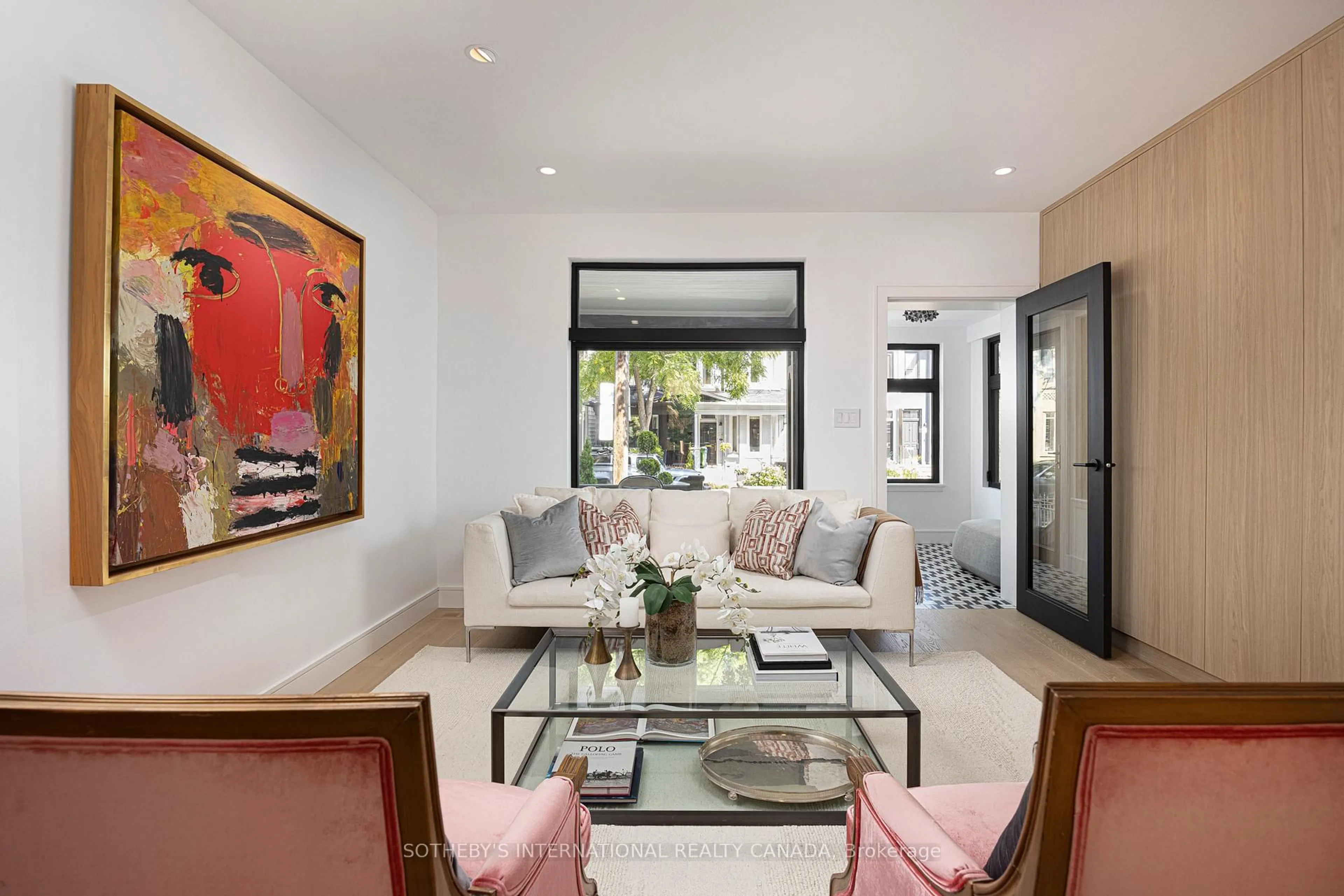 Living room with furniture, unknown for 133 Macpherson Ave, Toronto Ontario M5R 1W9
