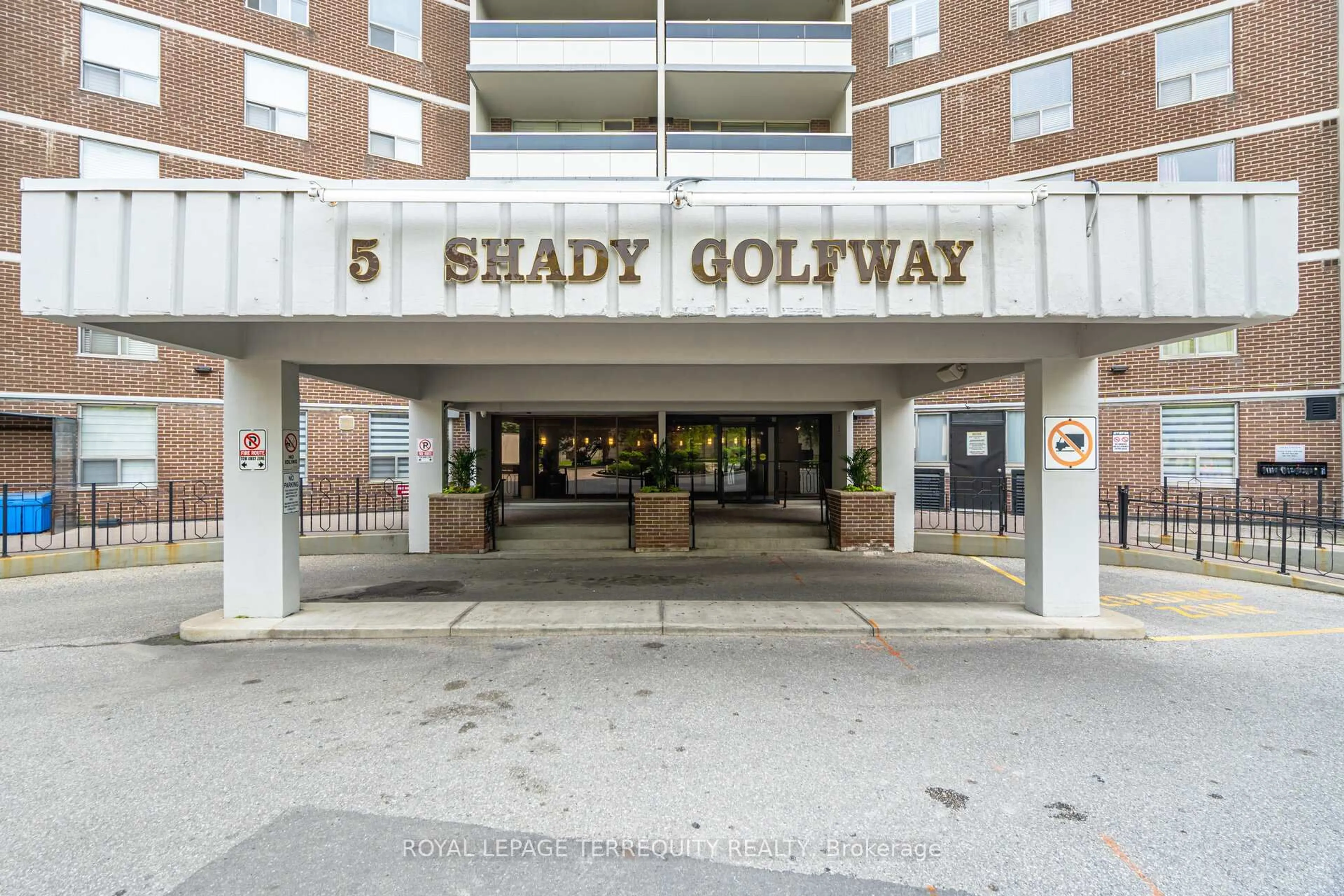 Lobby for 5 Shady Golfway #904, Toronto Ontario M3C 3A5