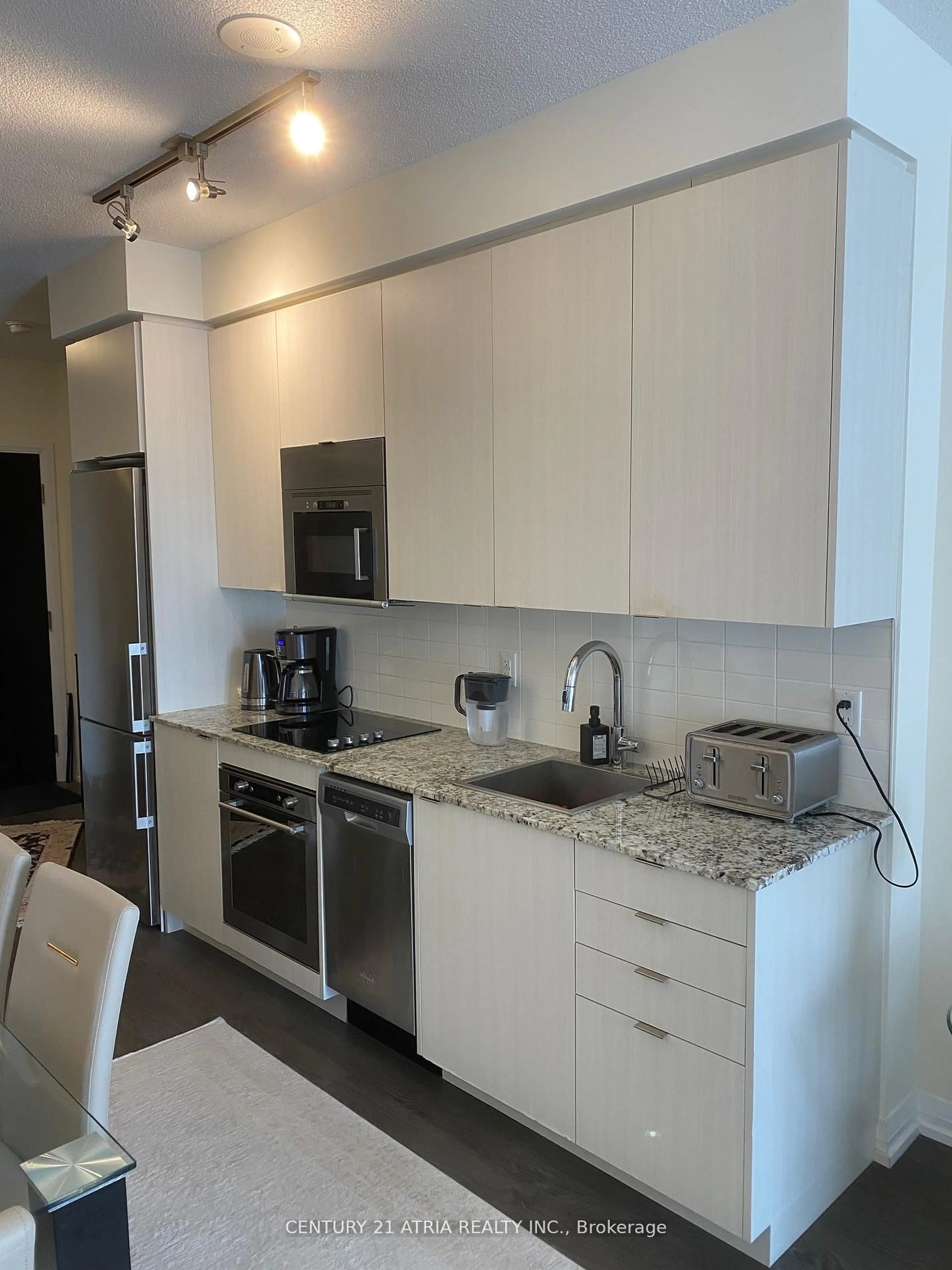 Unknown for 101 Erskine Ave #512, Toronto Ontario M4P 1Y5