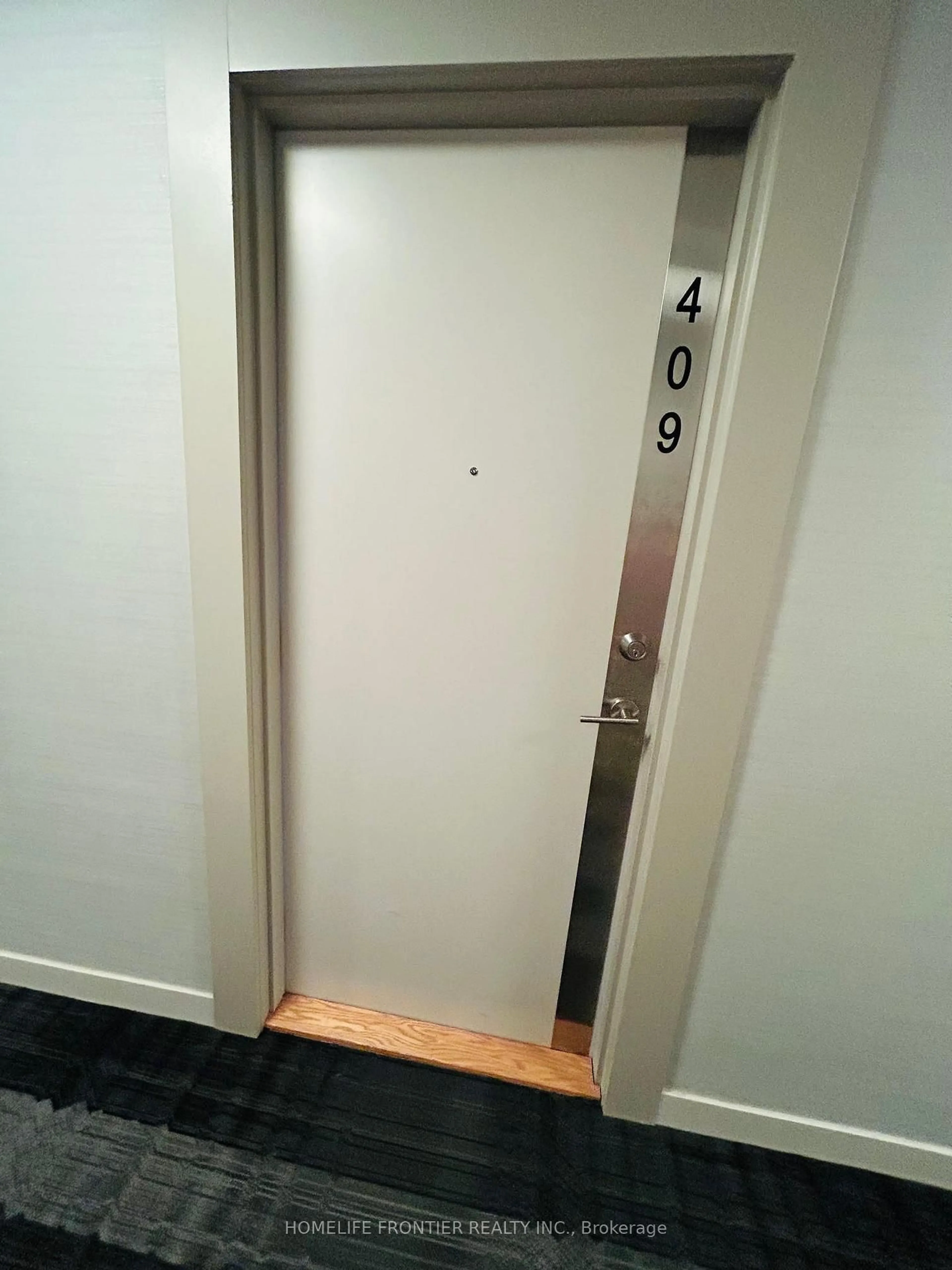 A pic of a room for 128 Fairview Mall Dr #409, Toronto Ontario M2J 0E8