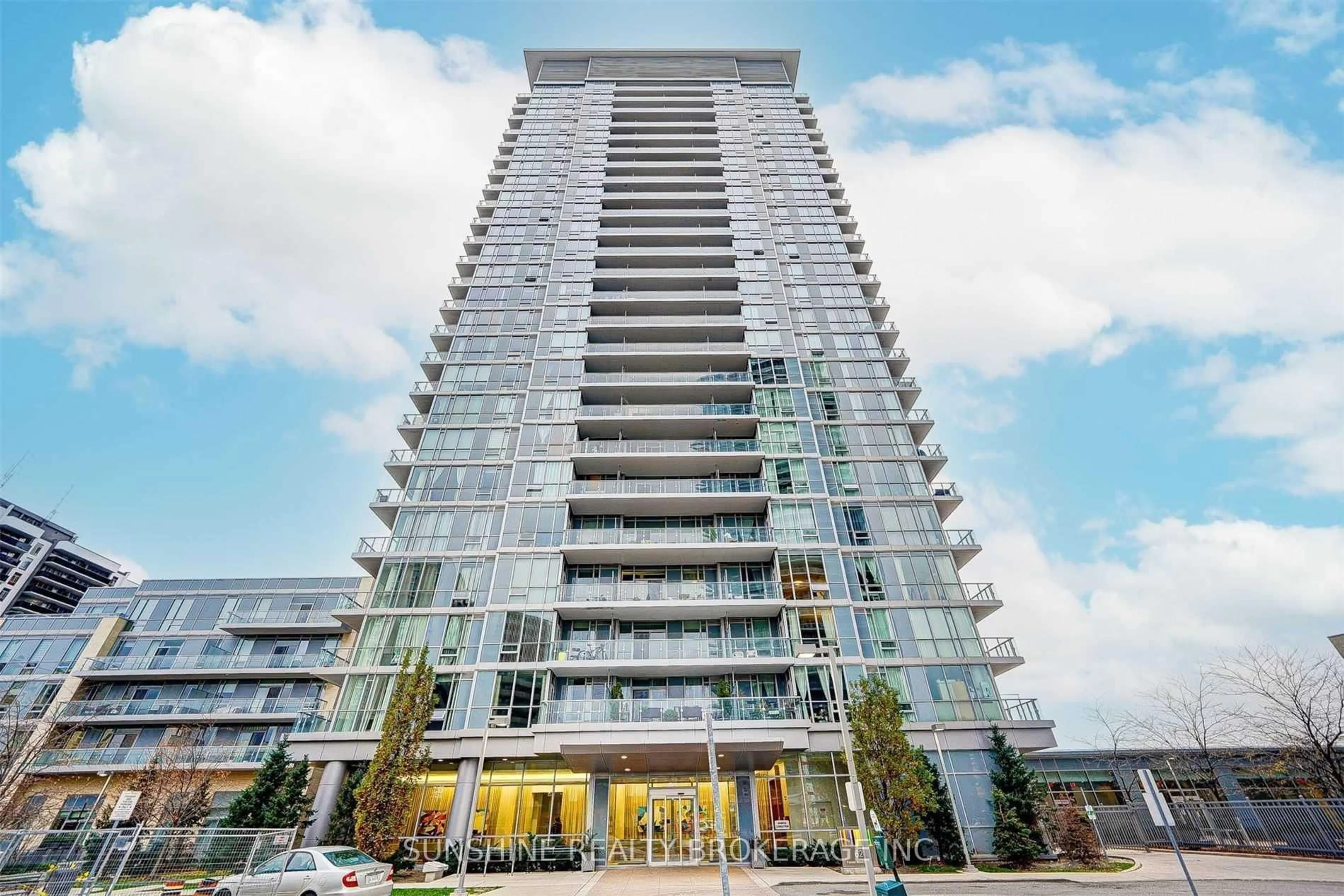 Indoor foyer for 62 Forest Manor Rd #2112, Toronto Ontario M2J 0B6