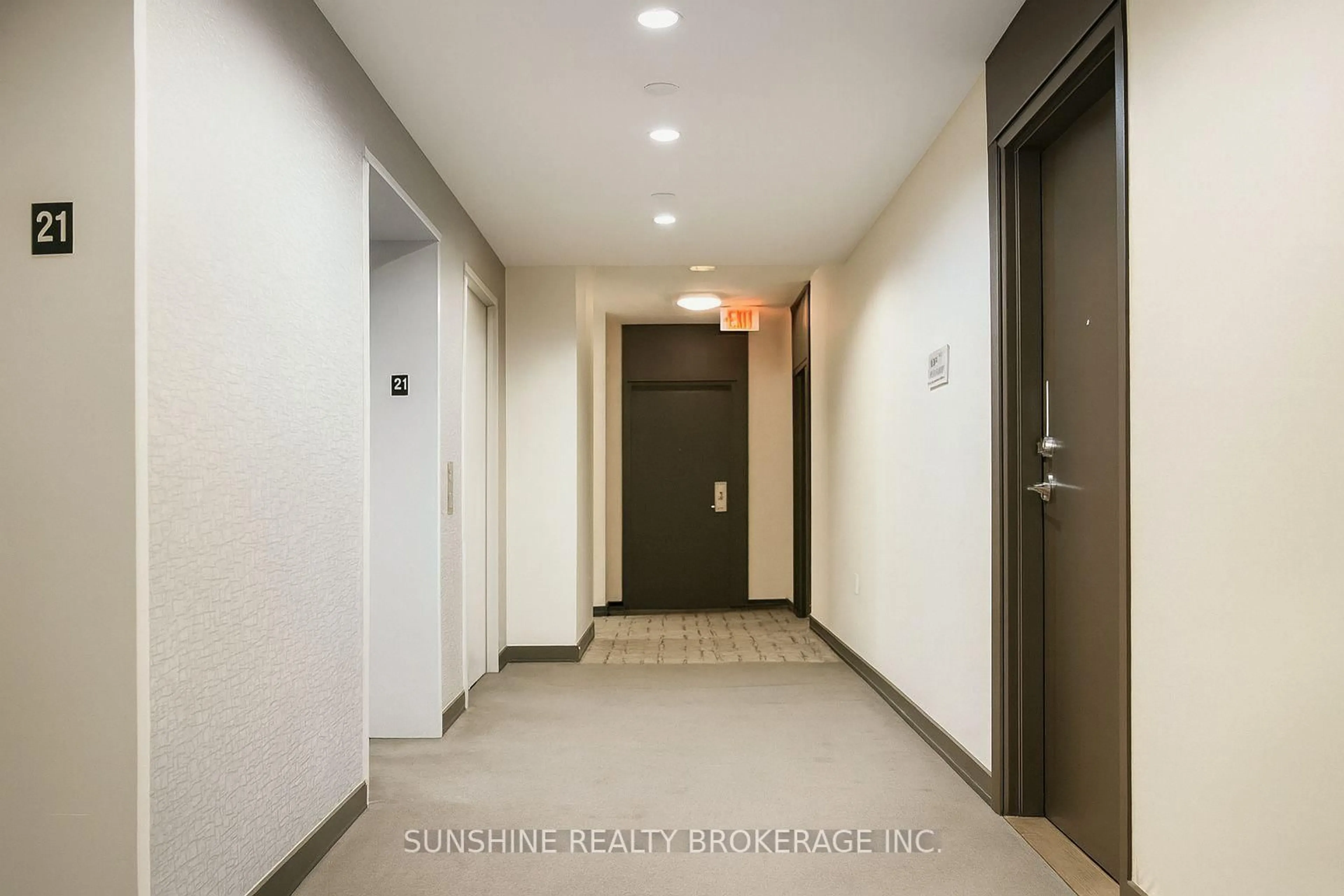Indoor foyer for 62 Forest Manor Rd #2112, Toronto Ontario M2J 0B6