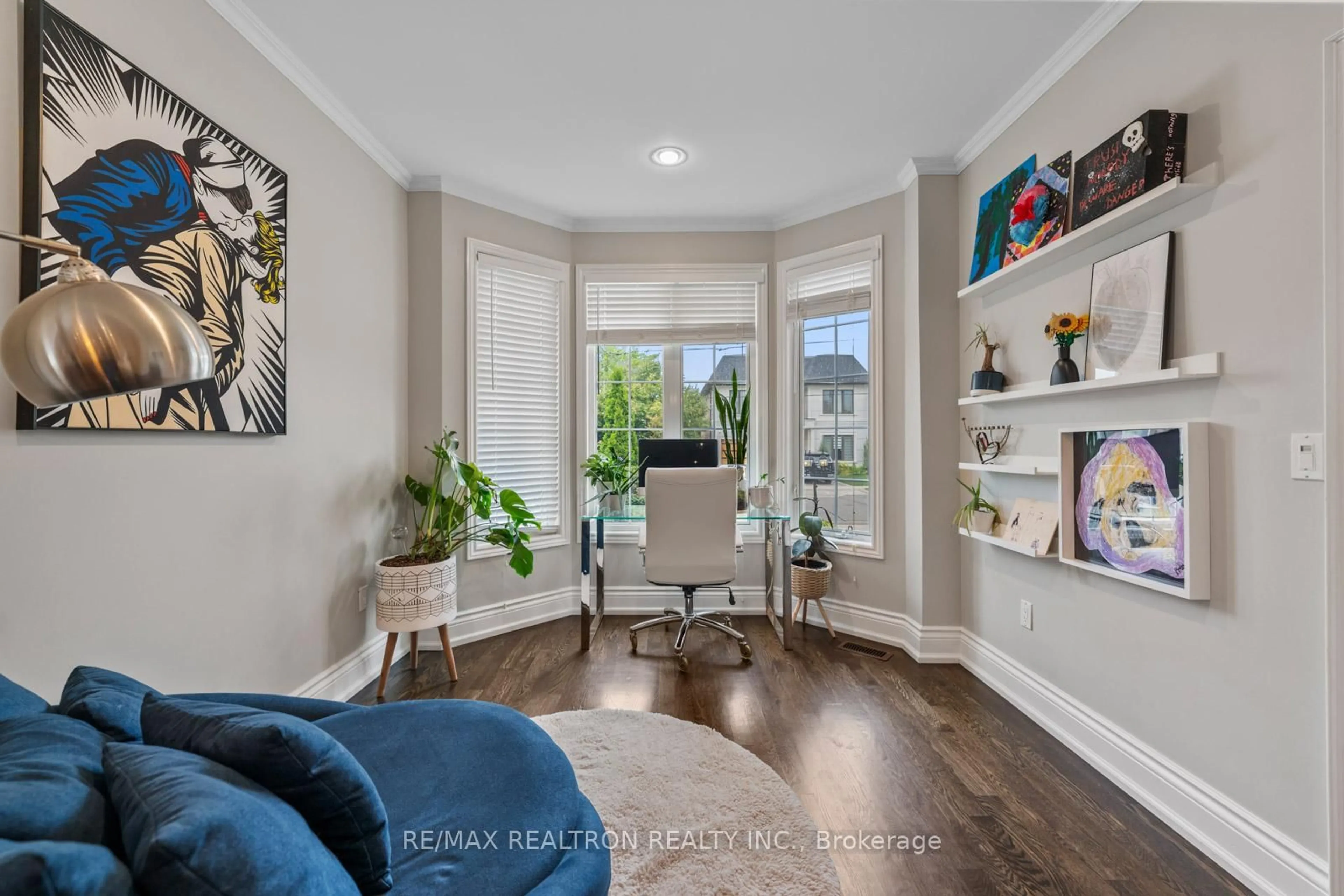 Living room with furniture, unknown for 215 Reiner Rd, Toronto Ontario M3H 2M2