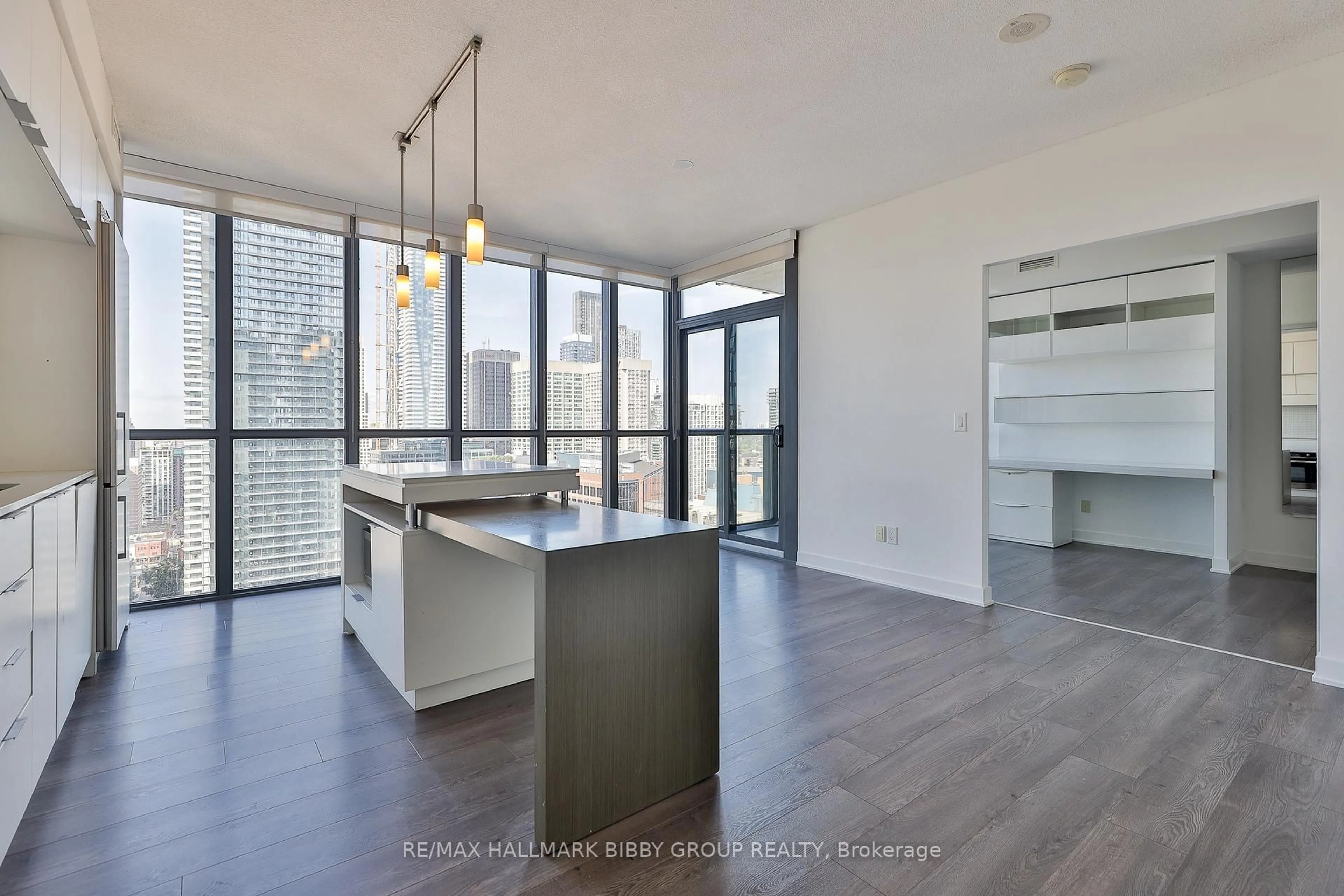 Open concept kitchen, unknown for 110 Charles St #2904, Toronto Ontario M4Y 1T5