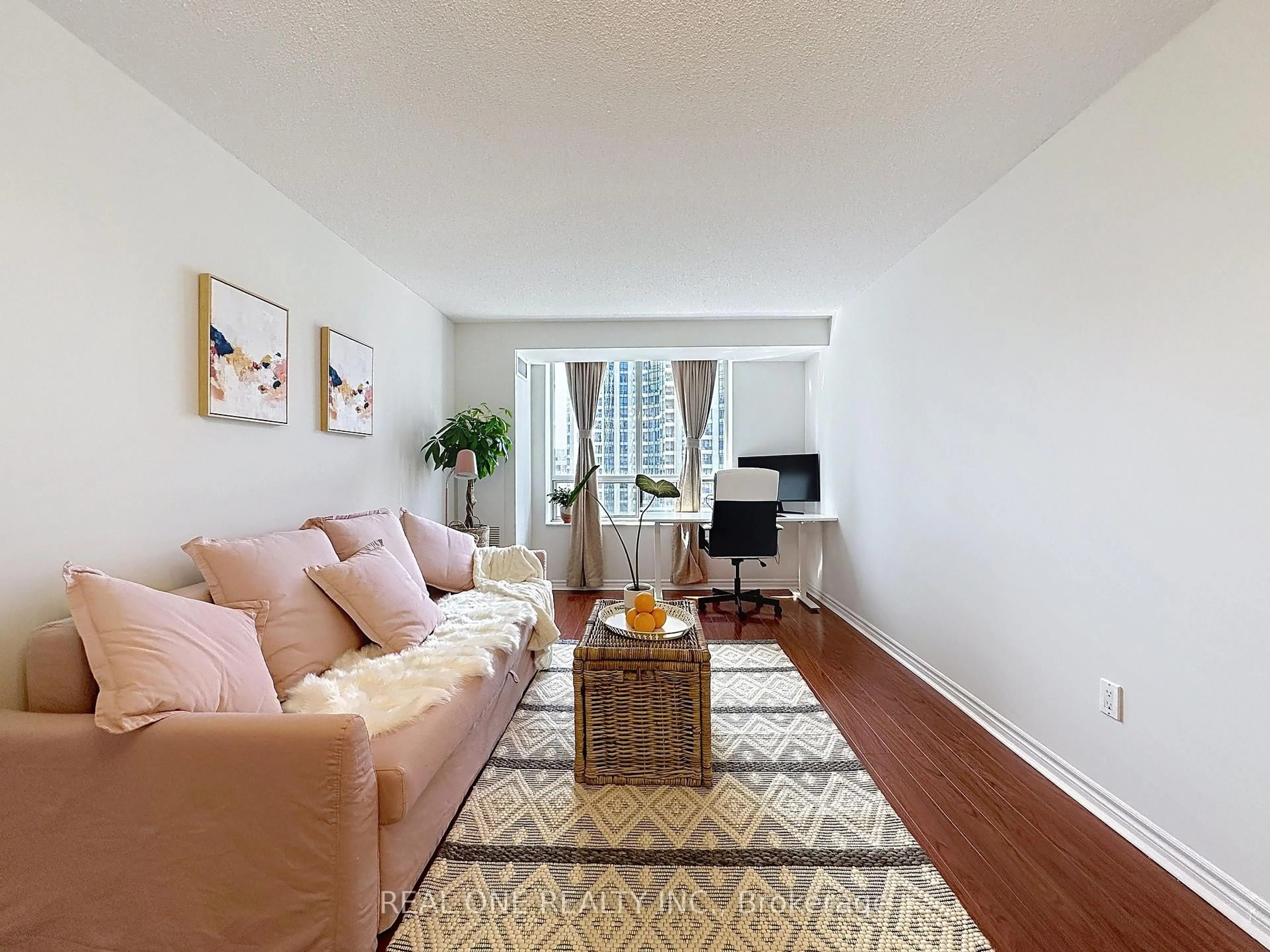 Living room with furniture, unknown for 18 Sommerset Way #1708, Toronto Ontario M2N 6X5