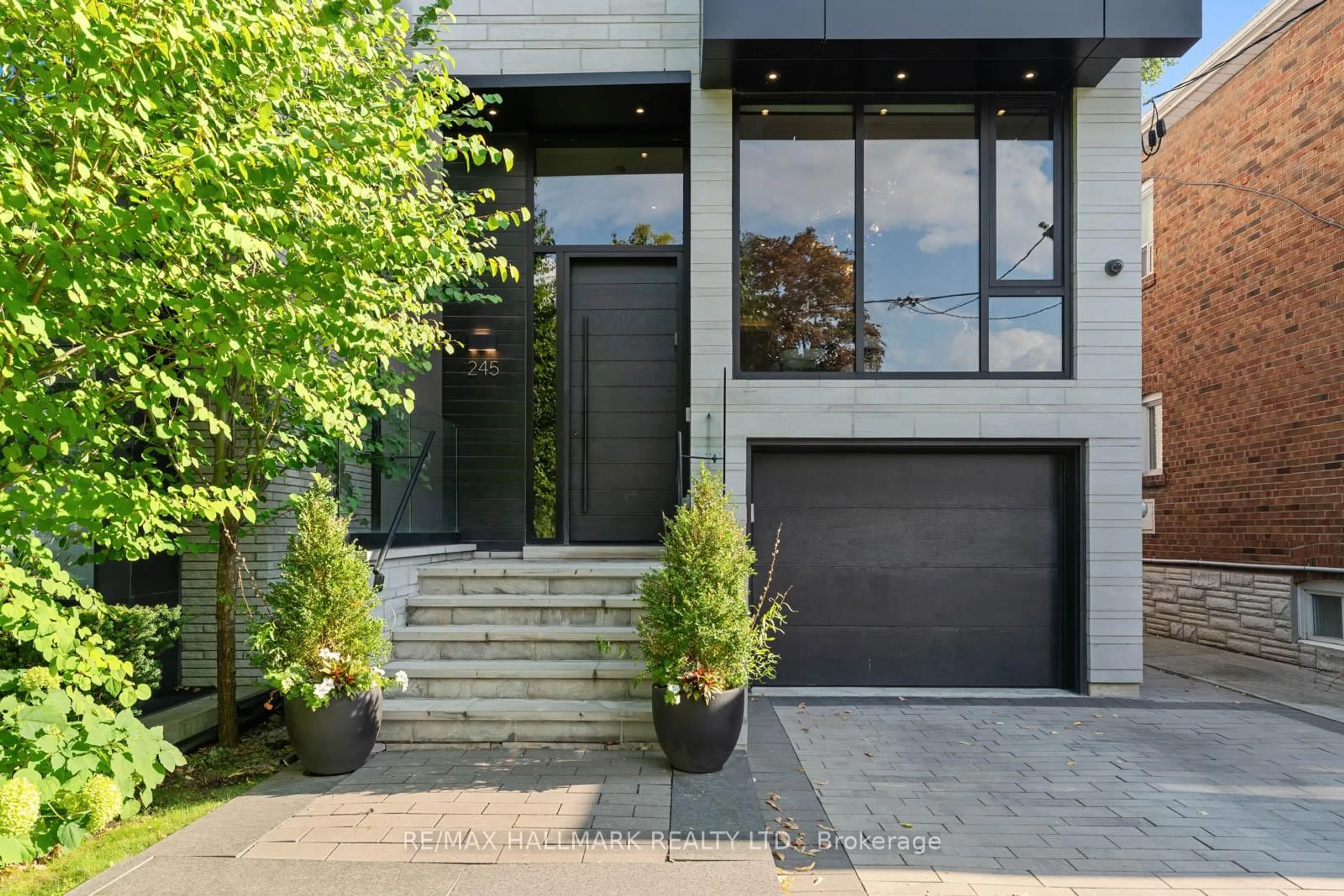 Unknown for 245 Brookdale Ave, Toronto Ontario M5M 1P6