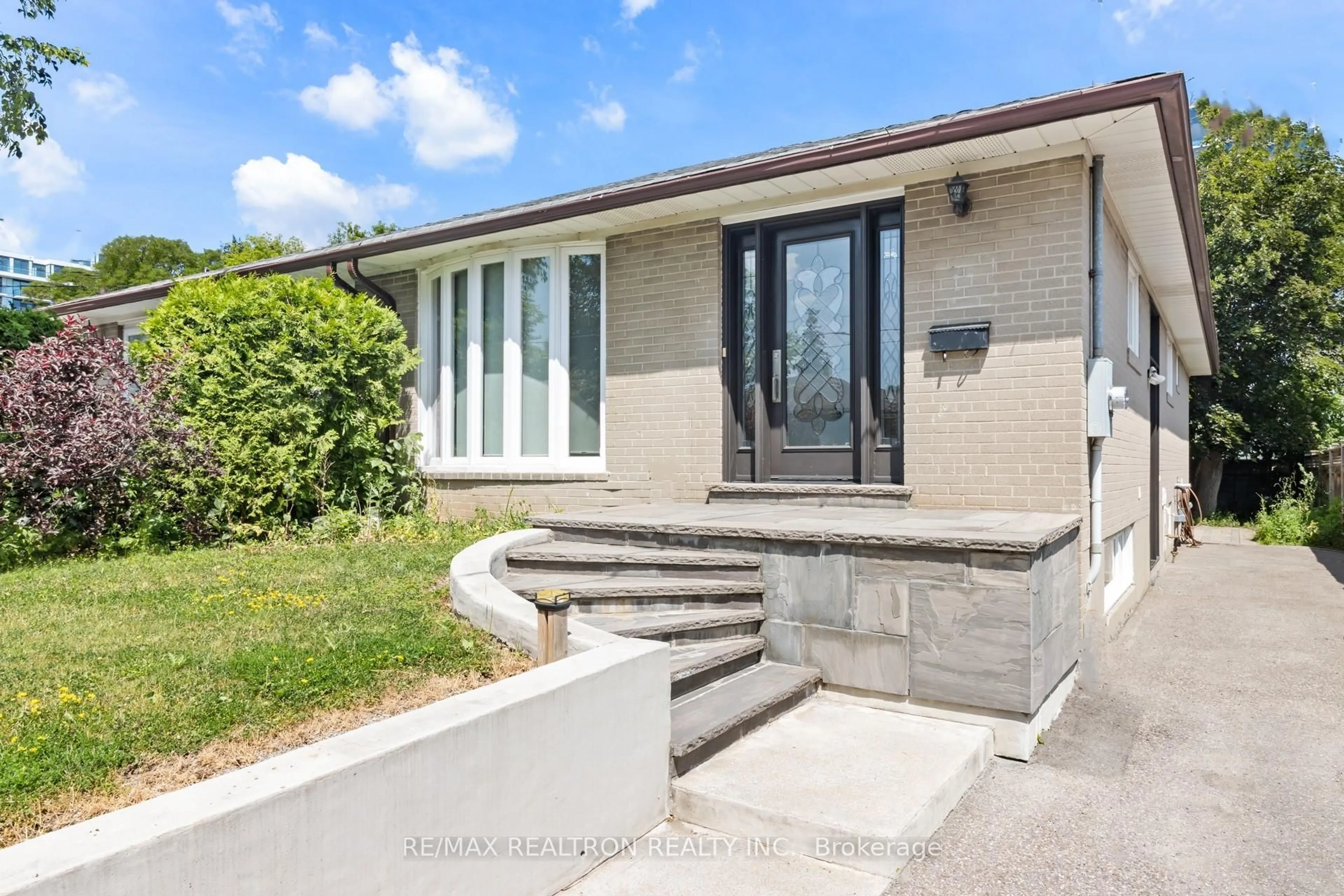 Unknown for 44 Caracas Rd, Toronto Ontario M2K 1A9