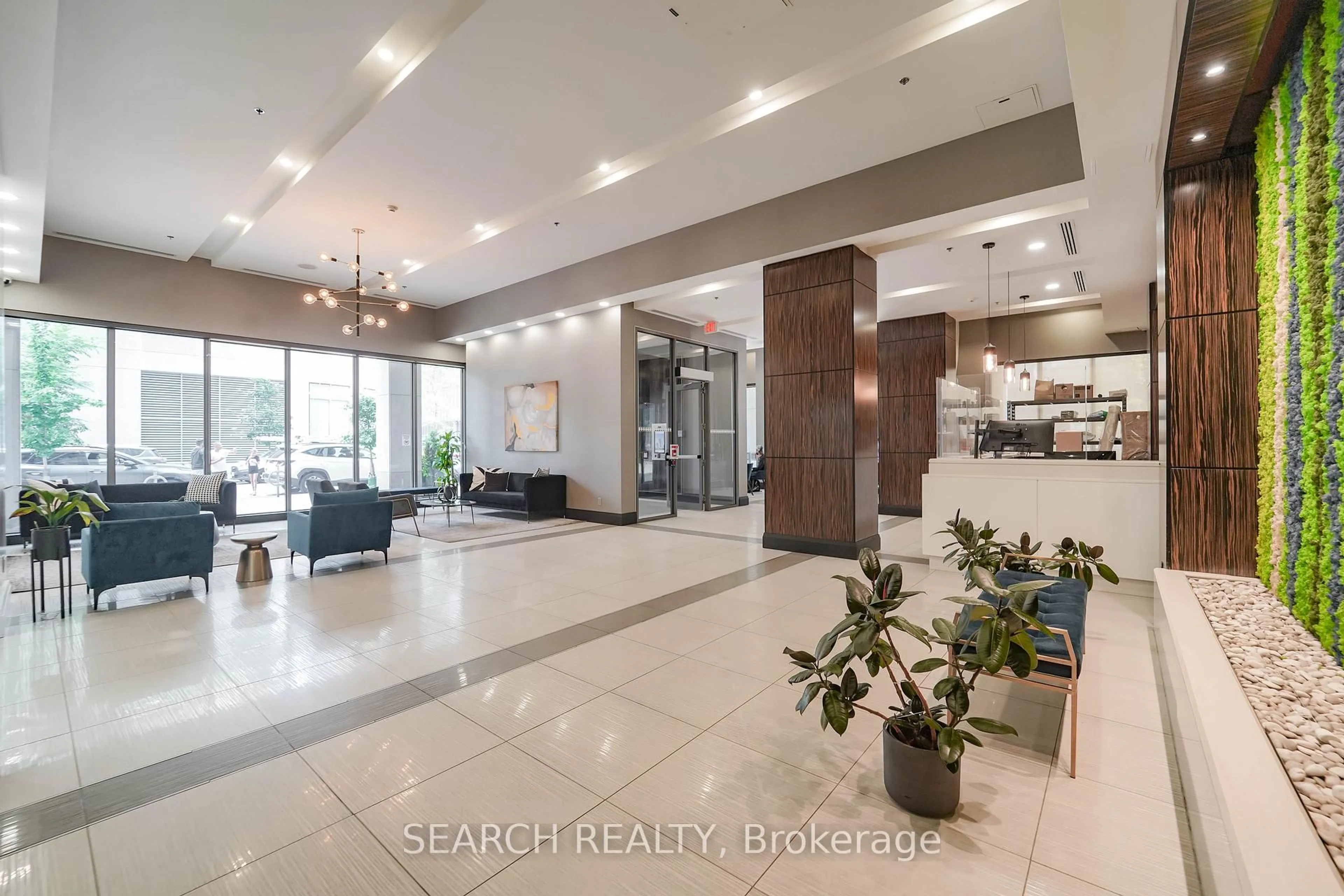 Lobby for 19 Grand Trunk Cres #201, Toronto Ontario M5J 3A3