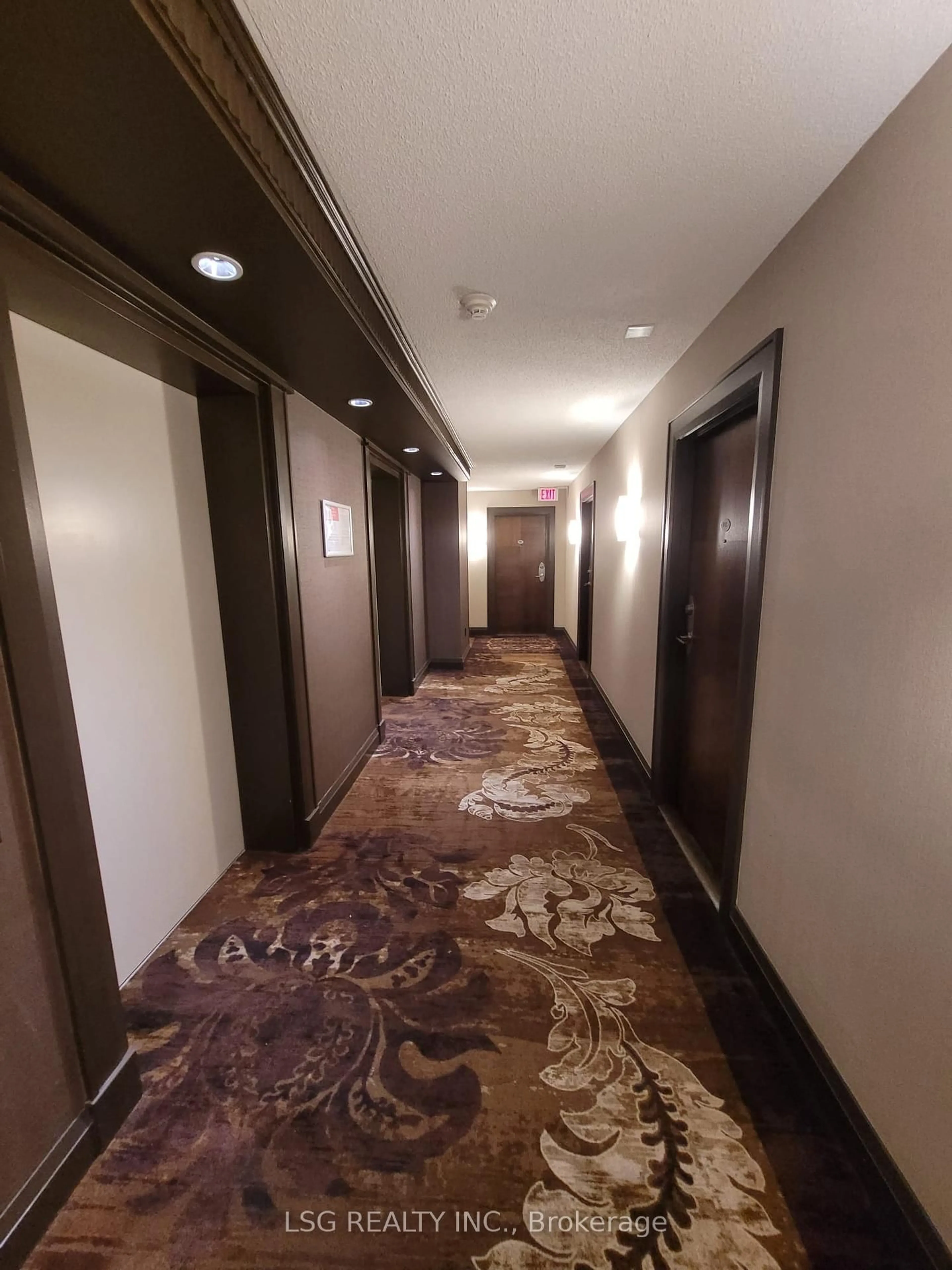 Indoor foyer for 8 Rean Dr #906, Toronto Ontario M2K 3B9