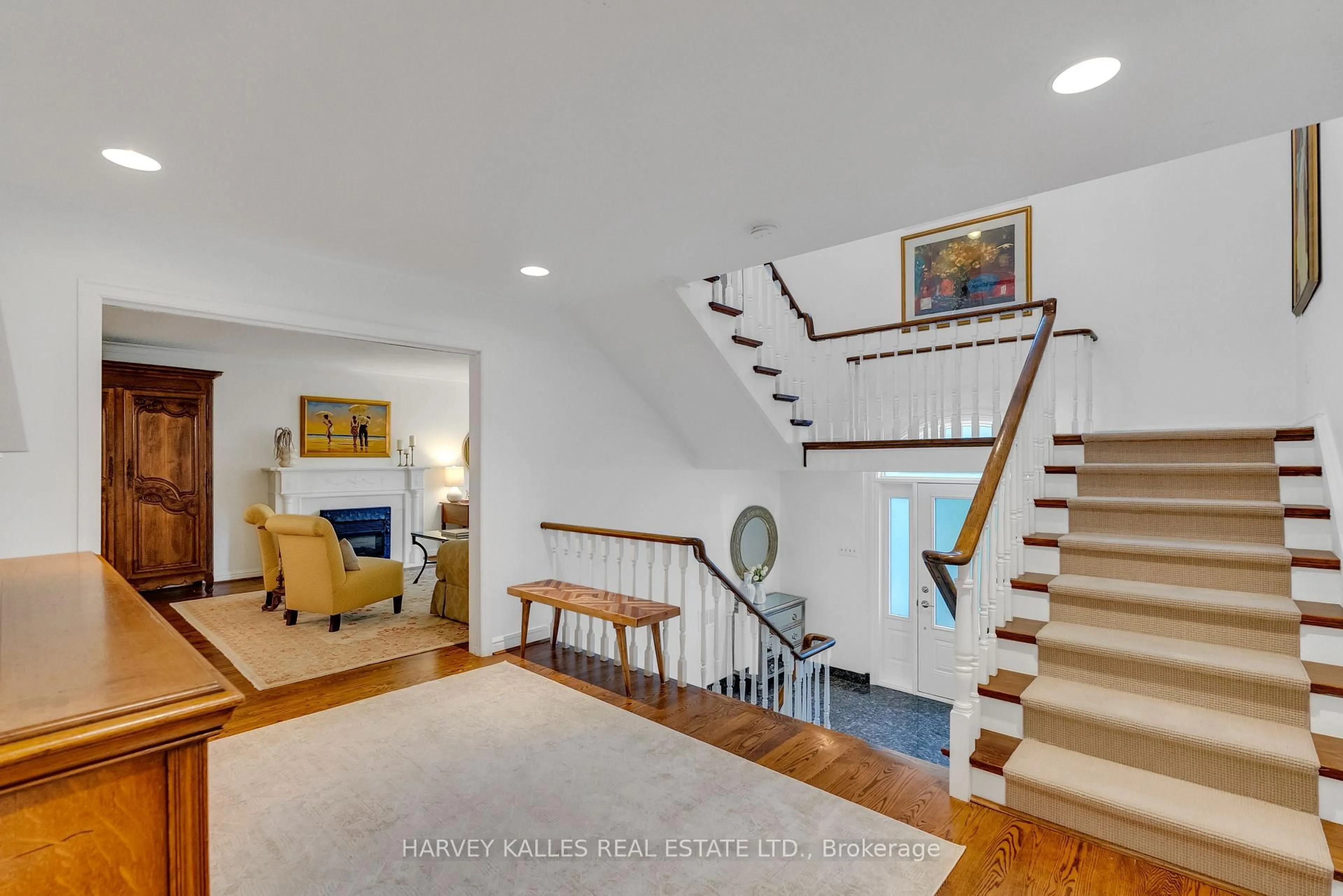 Unknown for 27 Bobwhite Cres, Toronto Ontario M2L 2E2