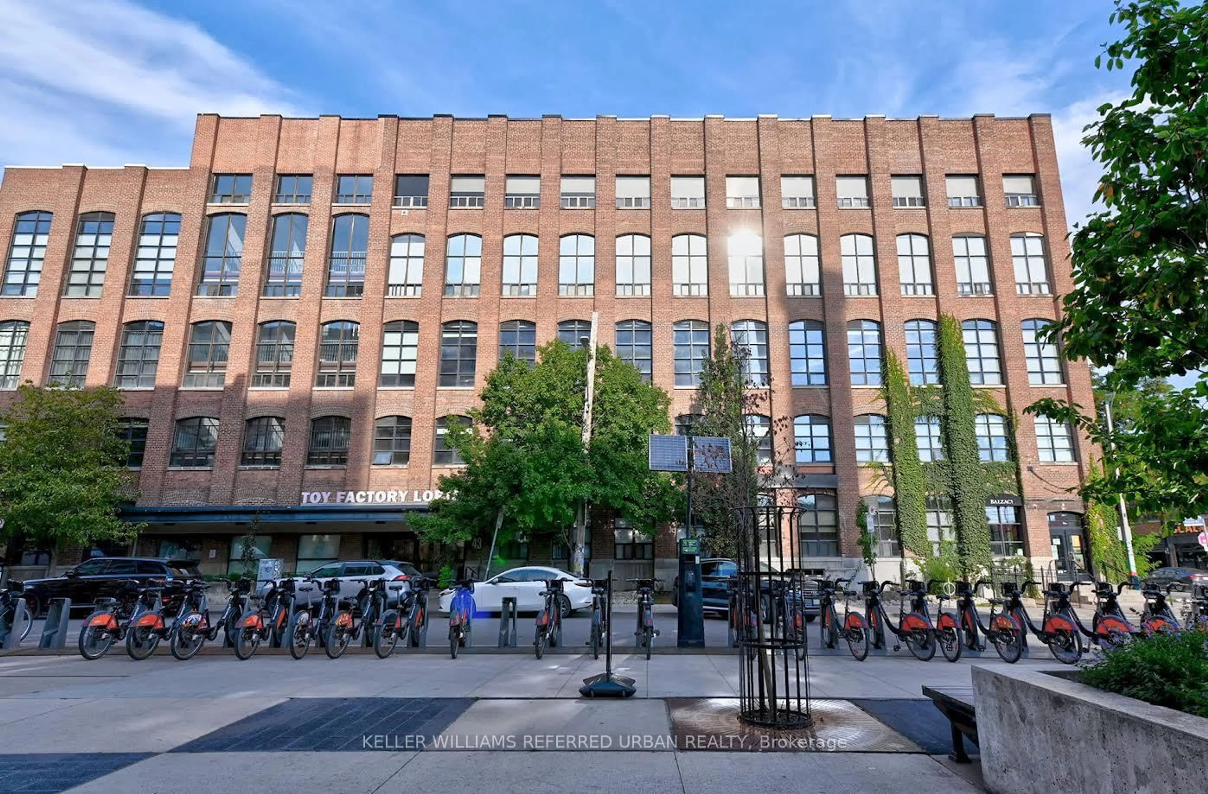 Unknown for 43 Hanna Ave #608, Toronto Ontario M6K 1X1